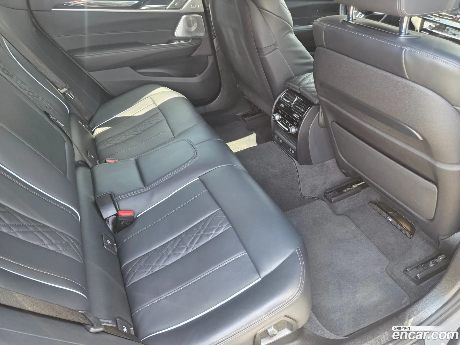 BMW 6 Series GT 2022 — 12