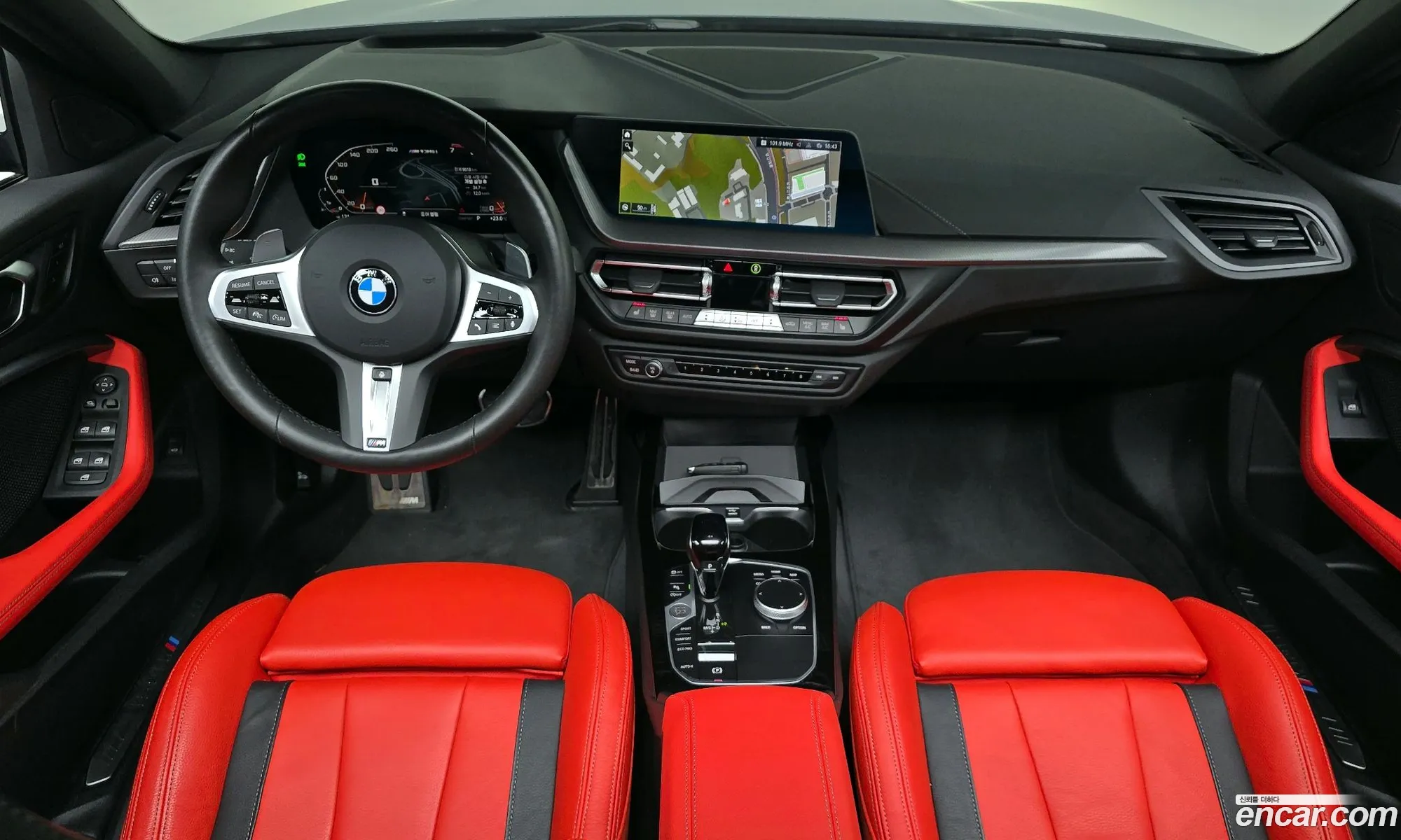 BMW 1 Series 2024 — 17