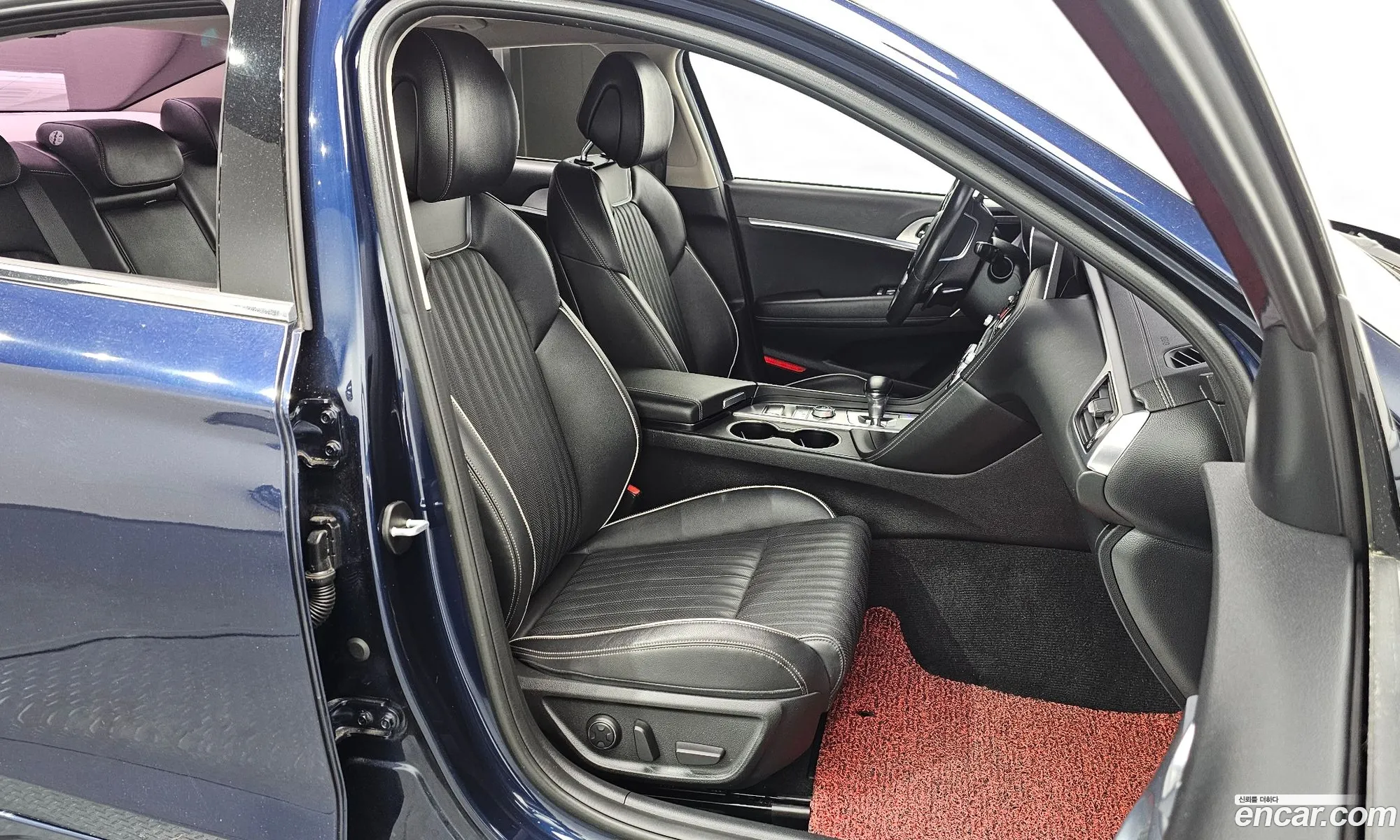 Genesis G70 2017 — 16