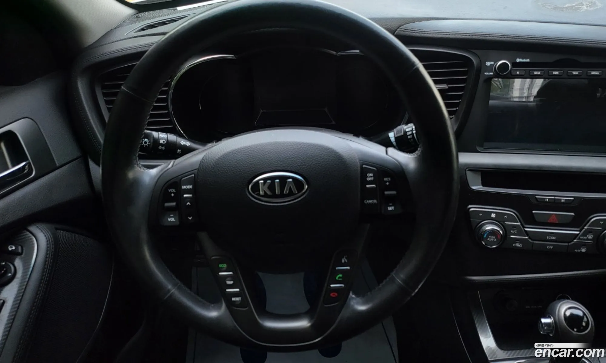 Kia K5 Hybrid 2012 — 2