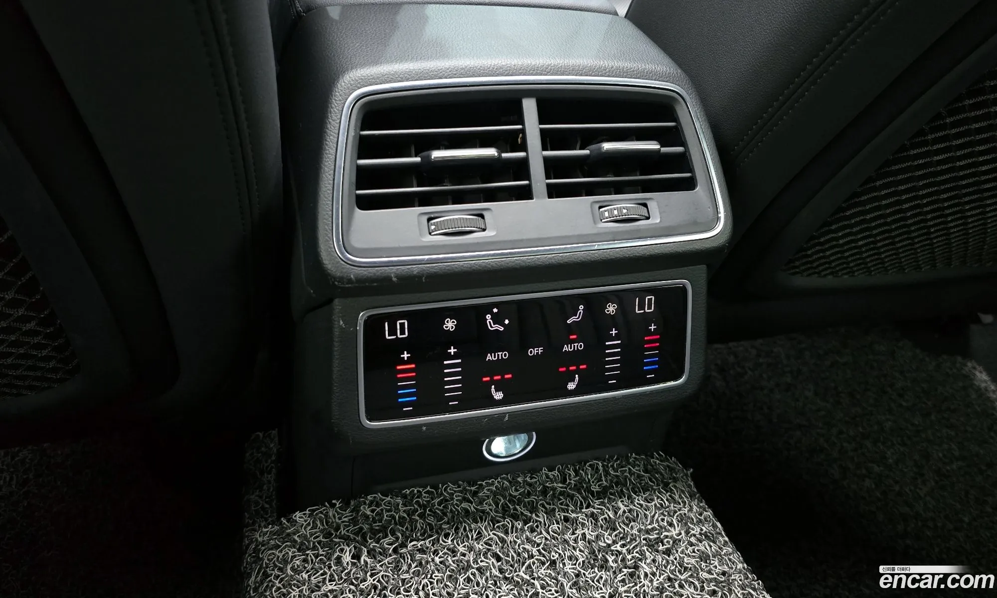 Audi A6 2019 WAUZZZF20LN007643 — 19