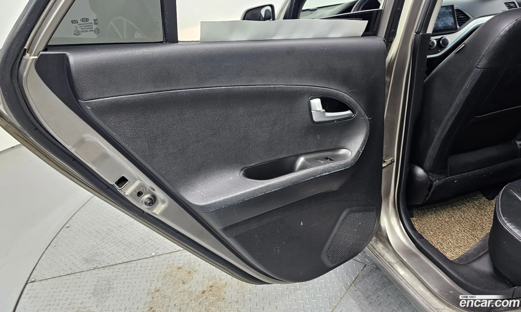 Kia Morning 2014 — 31