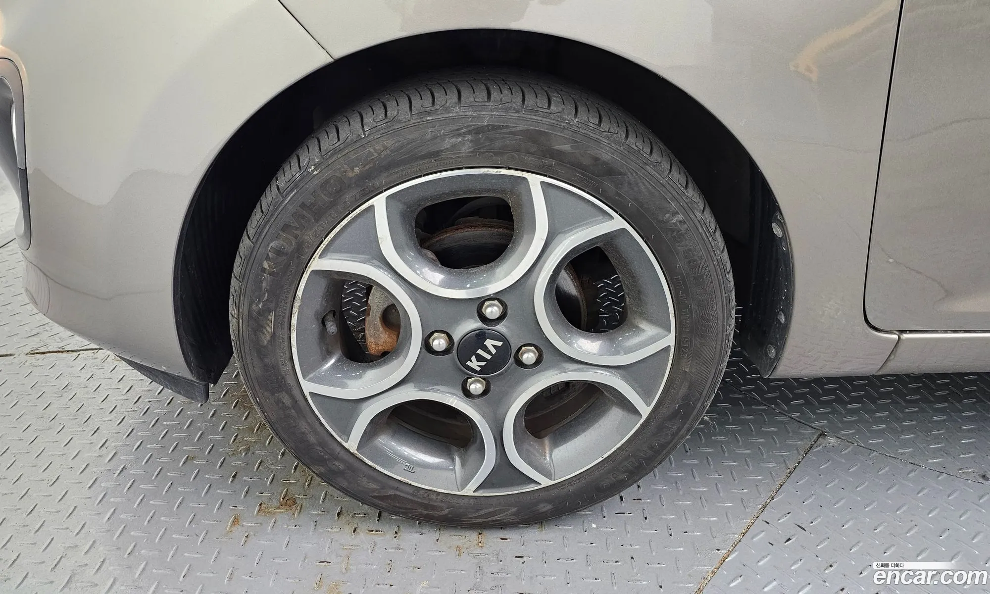 Kia Morning 2014 — 23