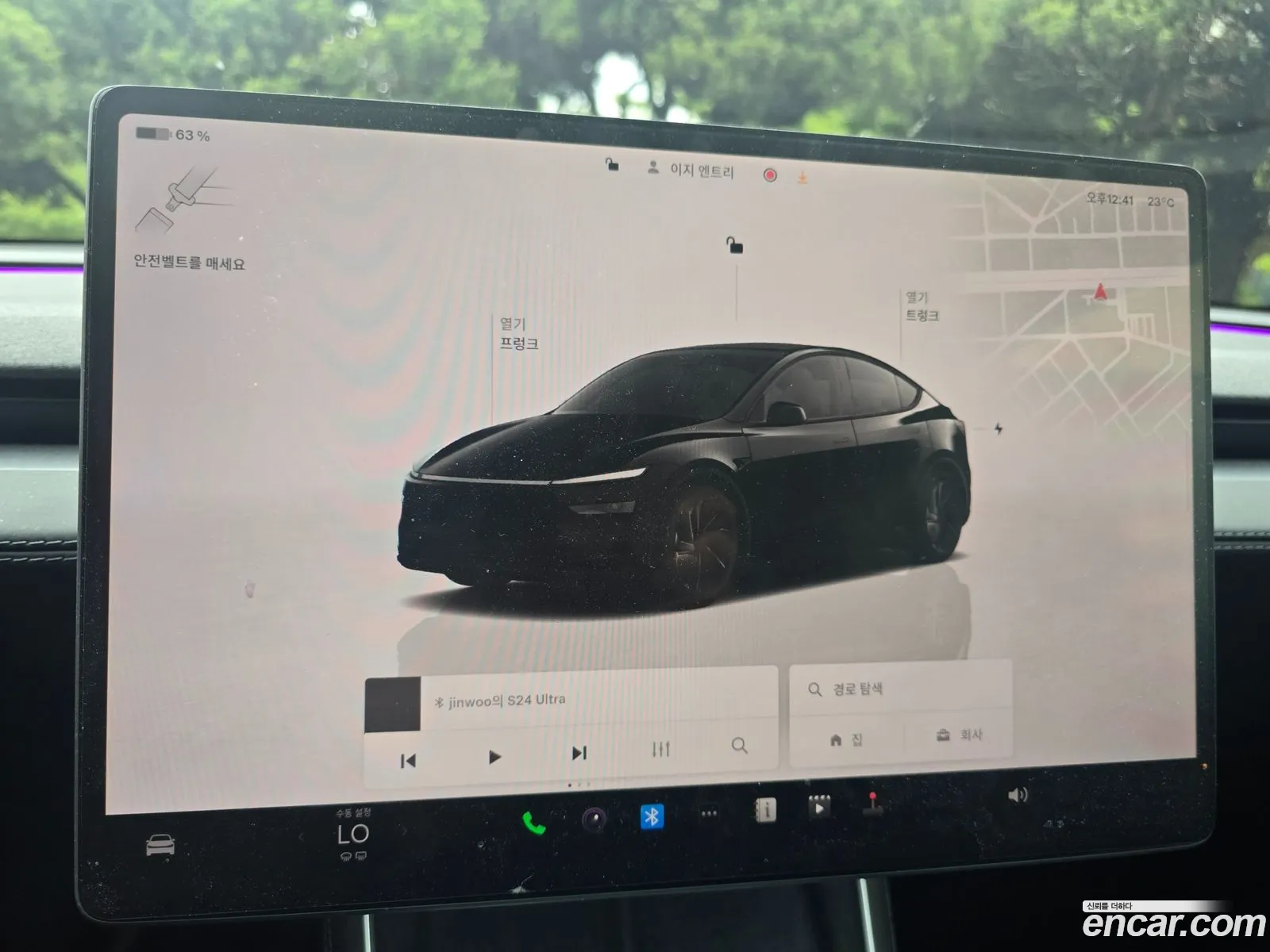 Tesla Model Y 2025 — 6