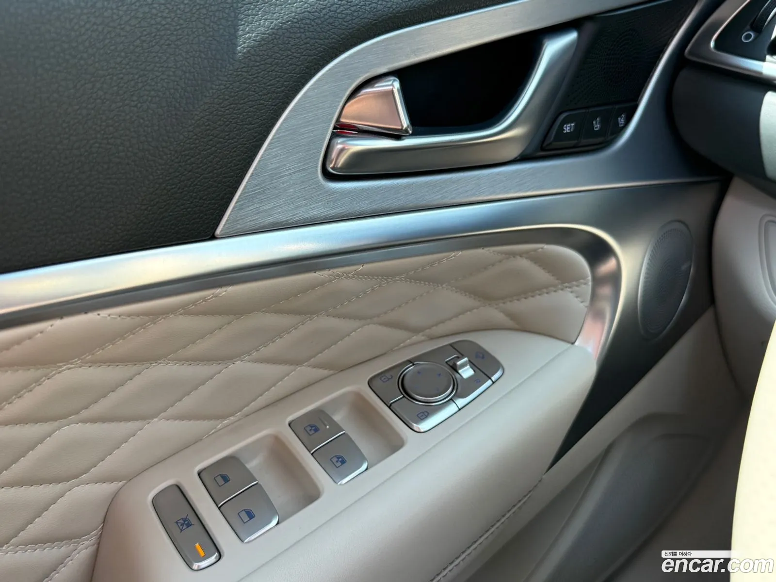 Genesis G70 2018 — 14