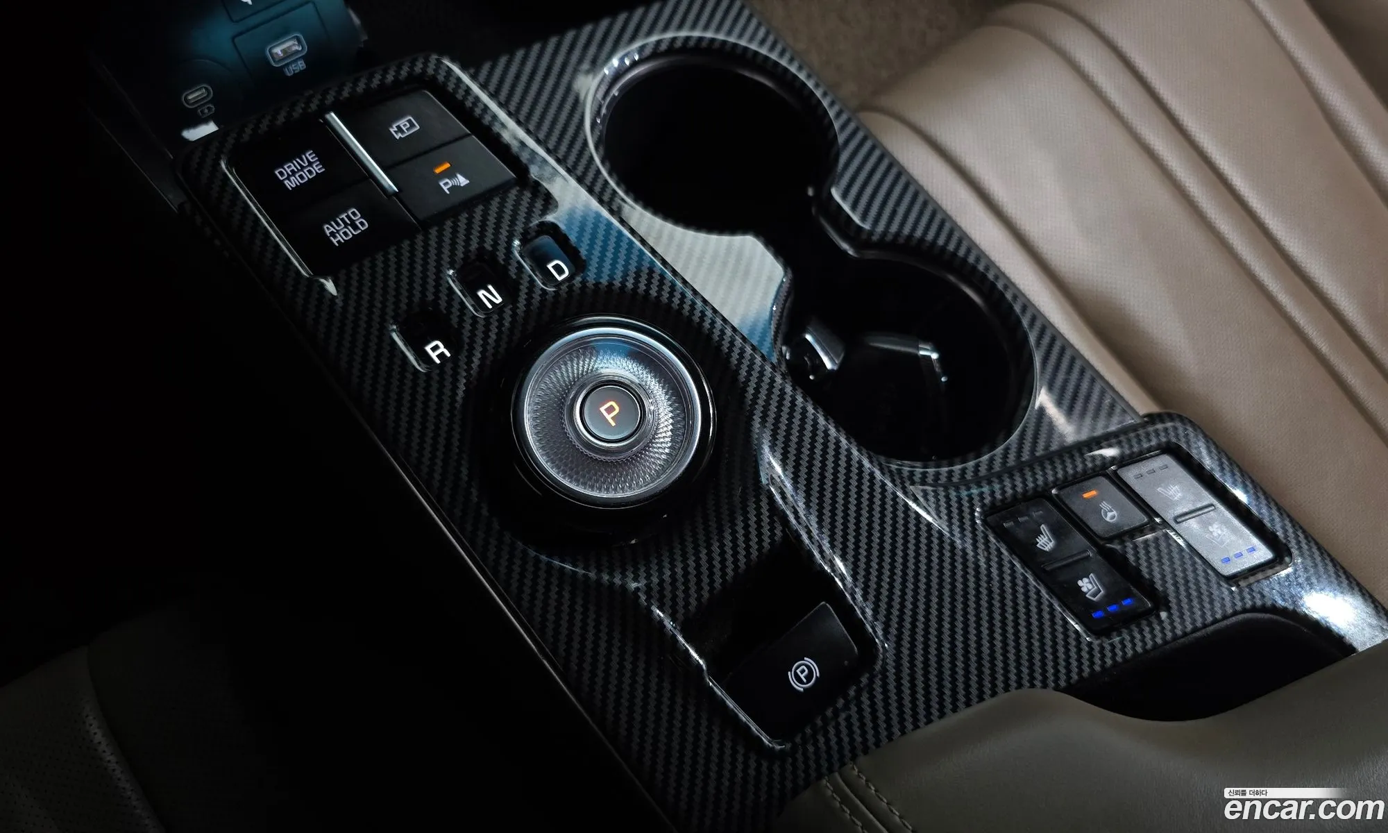 Kia K8 Hybrid 2022 — 24
