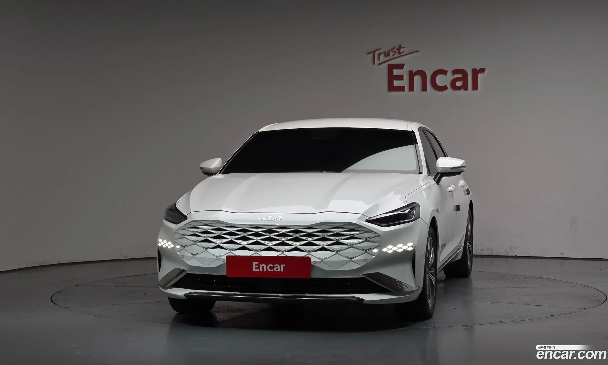 Kia K8 Hybrid 2022 — 10