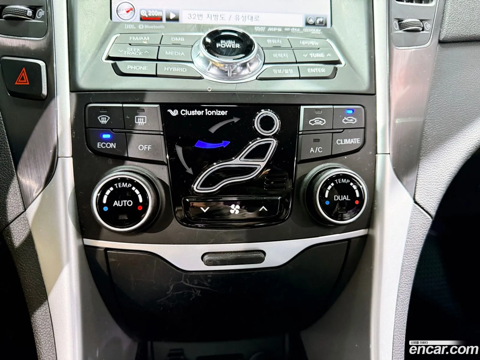Hyundai Sonata Hybrid 2012 — 15