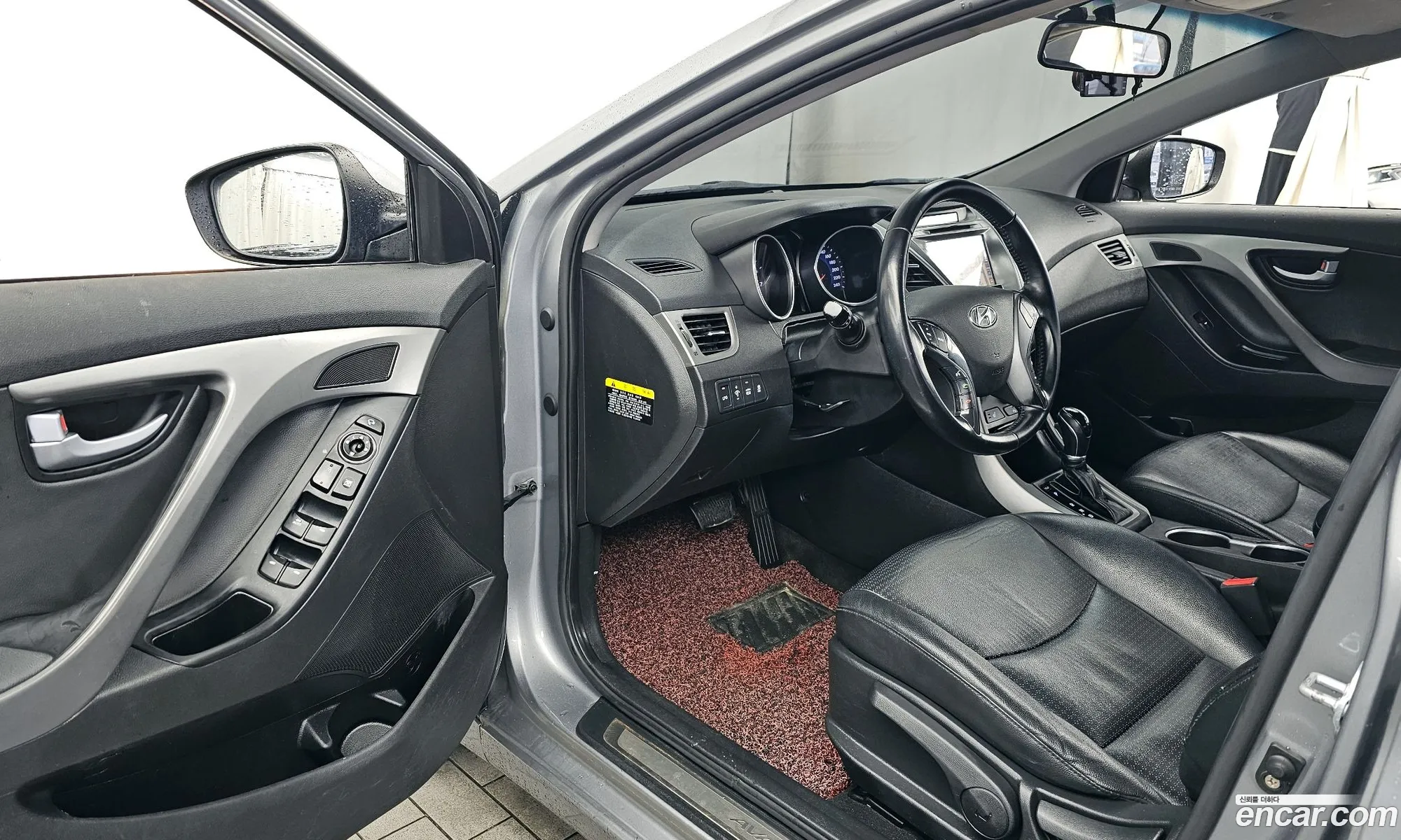 Hyundai Elantra 2015 — 12
