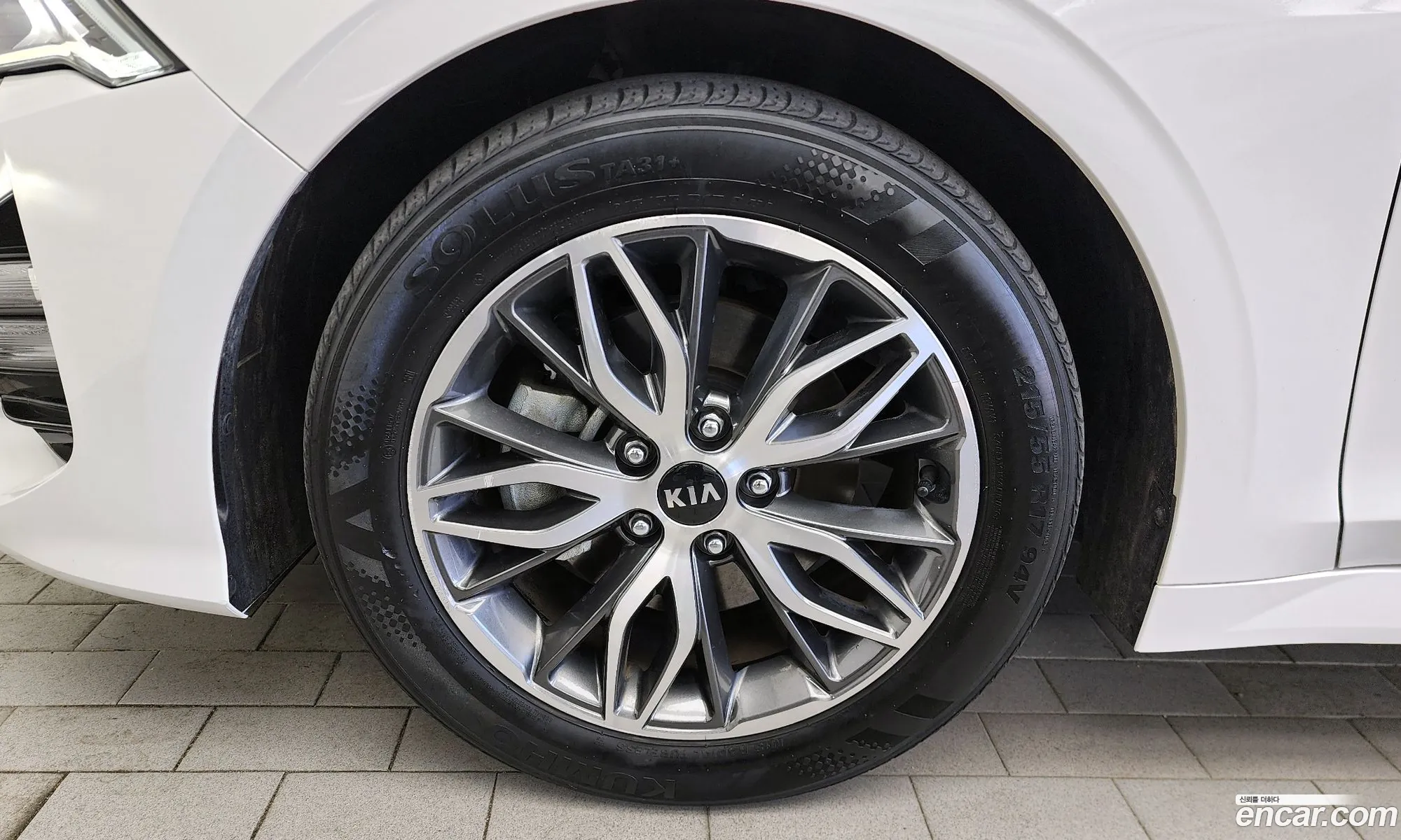 Kia K5 2021 — 14