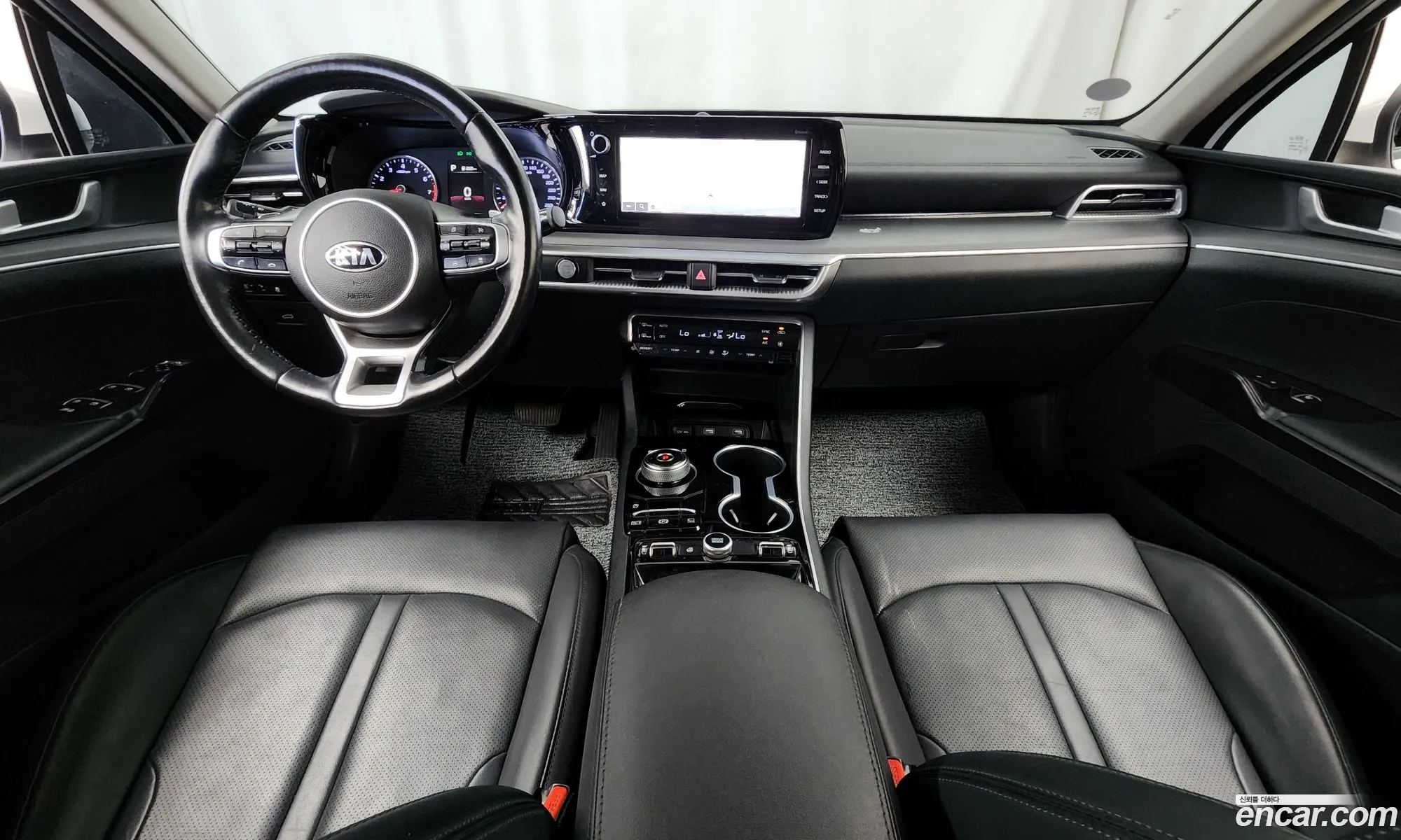 Kia K5 2021 — 25