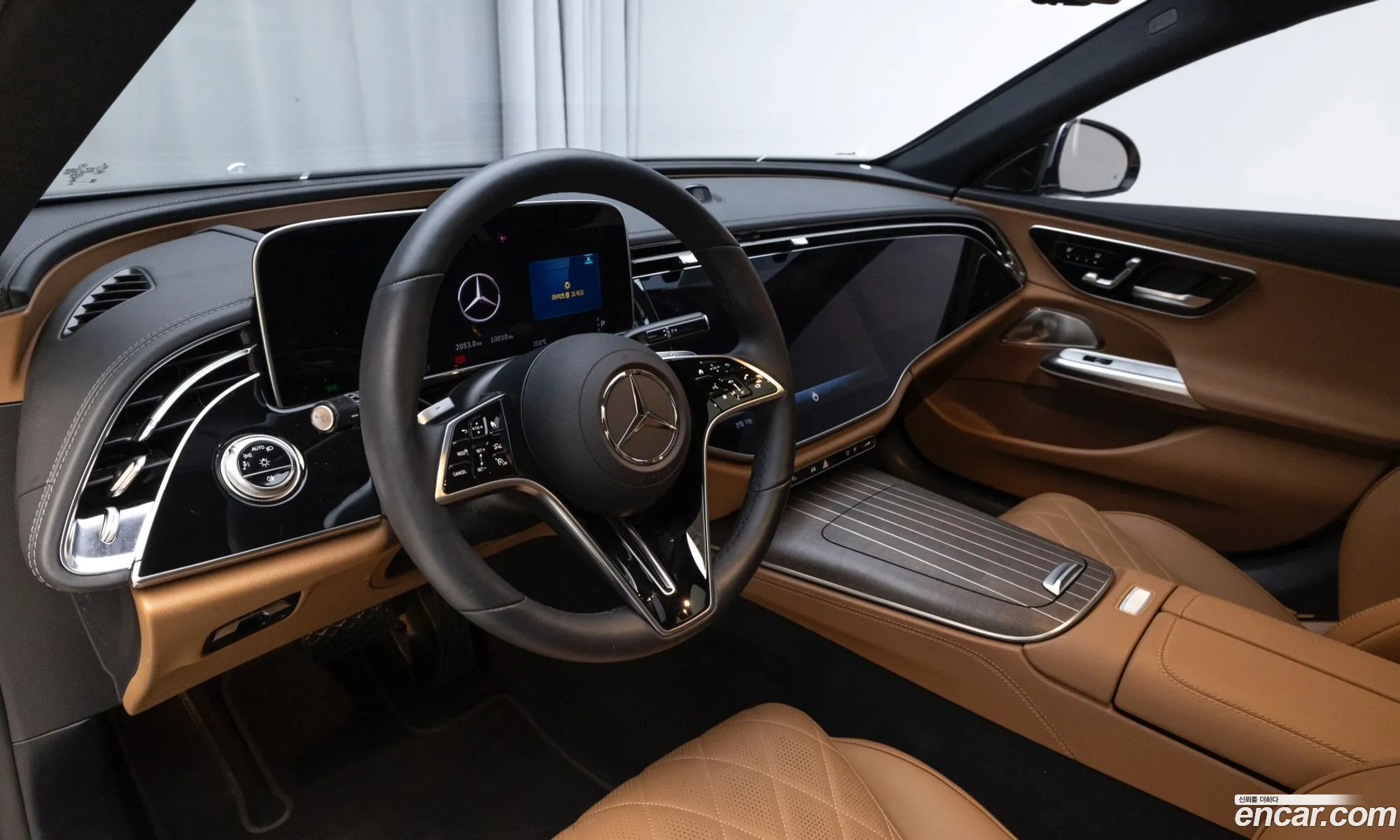 Mercedes-Benz E-Class W214 2024 — 19