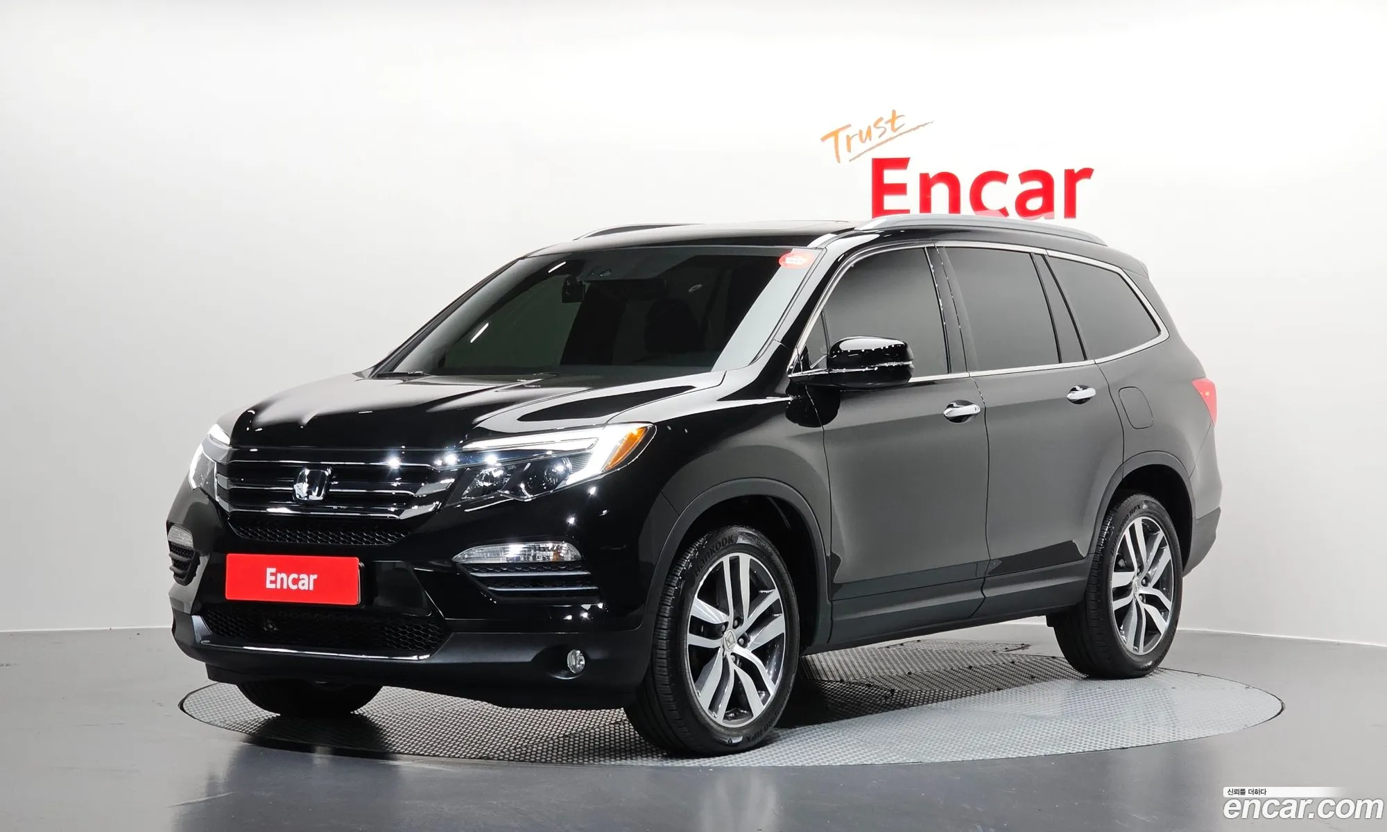 Honda Pilot 2017 5FNYF6850HB200281 — 3