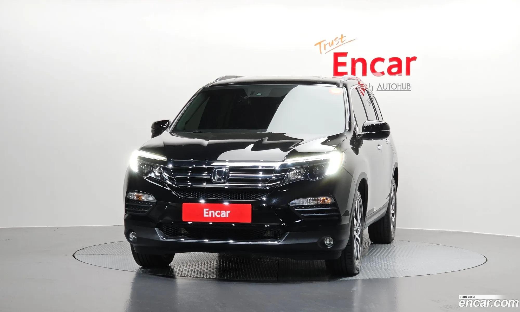 Honda Pilot 2017 5FNYF6850HB200281 — 4