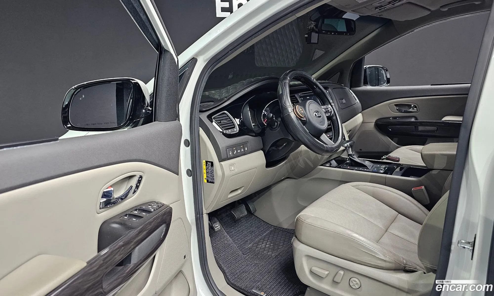 Kia Carnival 2018 — 7