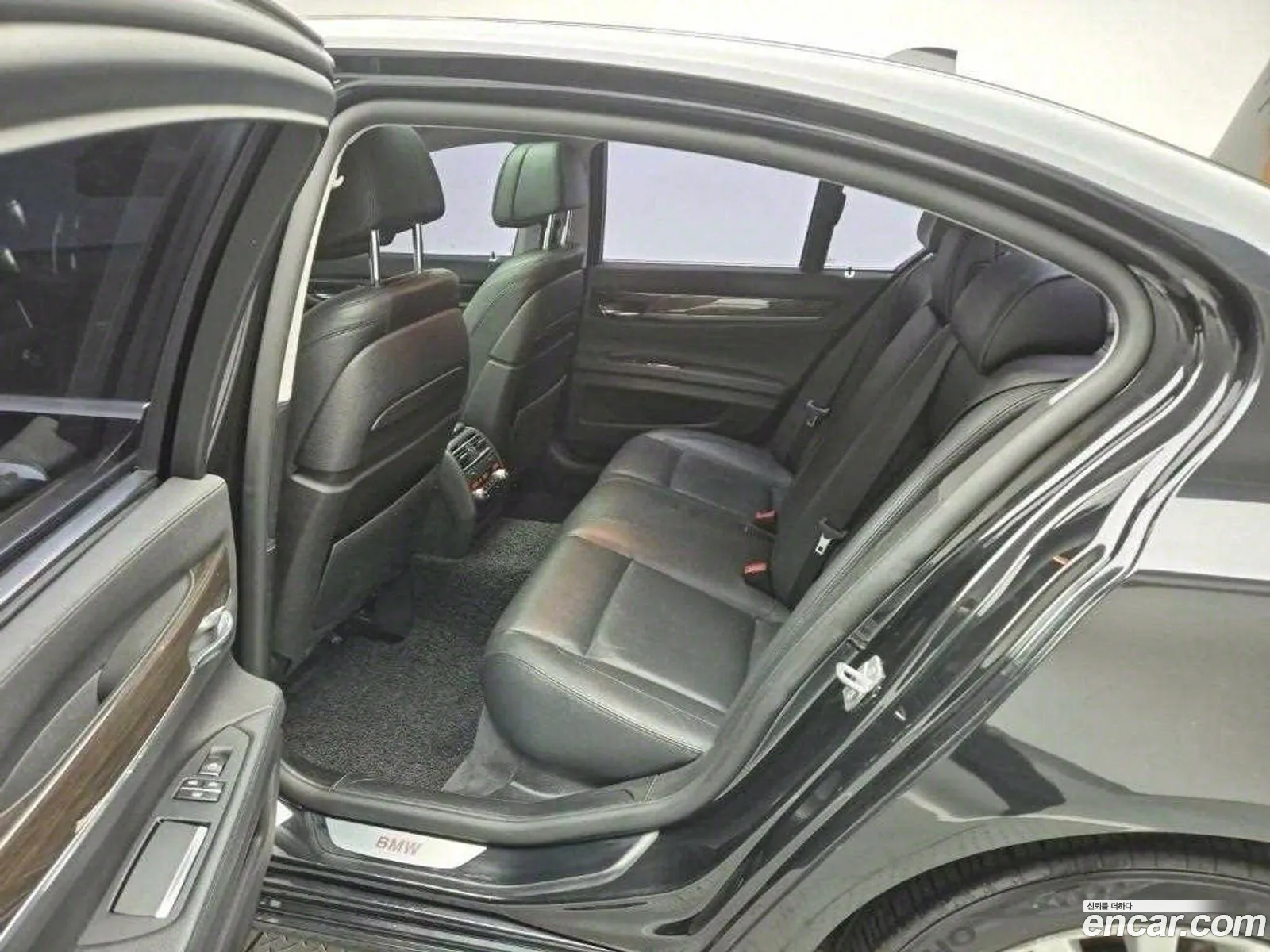 BMW 7 Series 2014 — 11