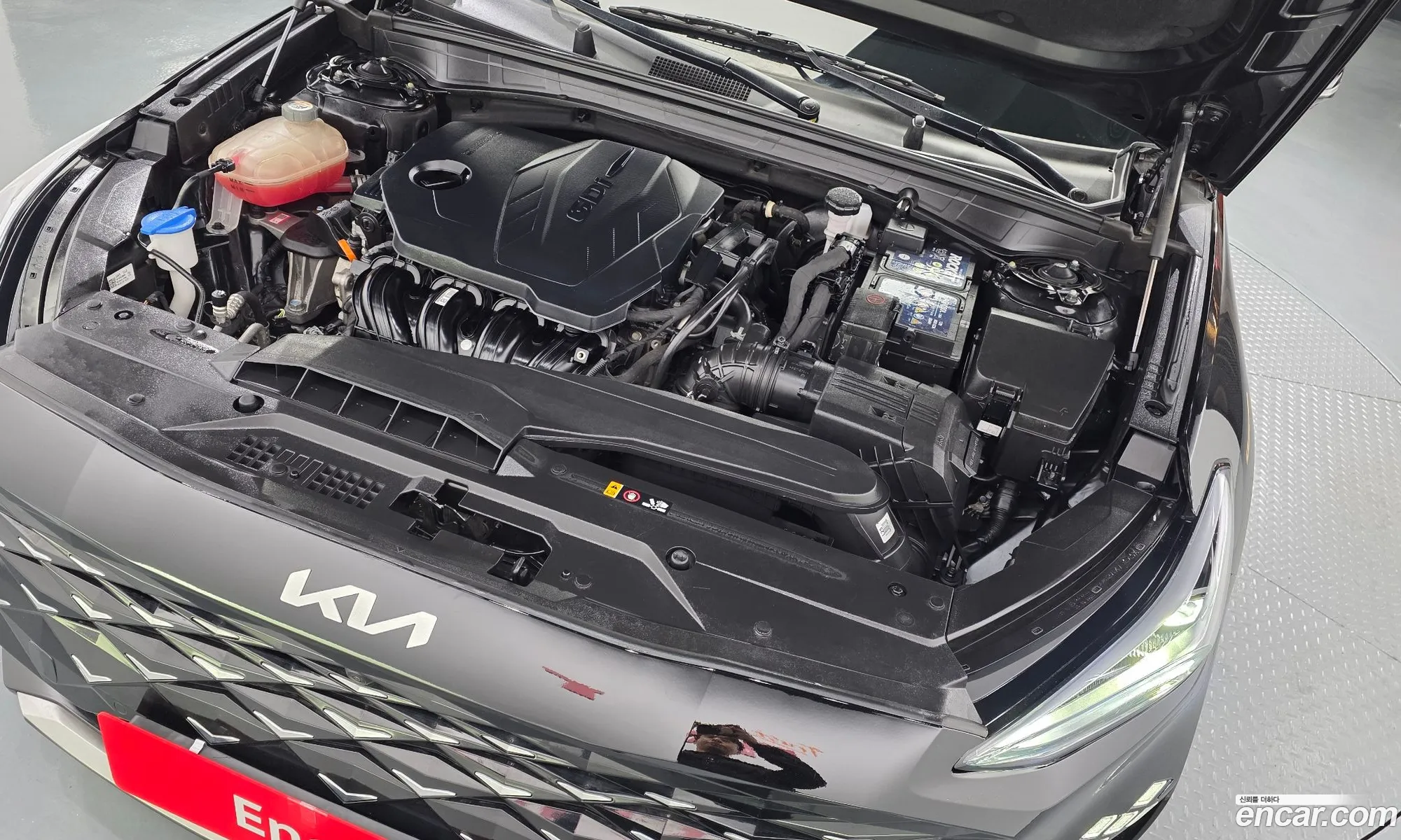 Kia K8 2021 — 17