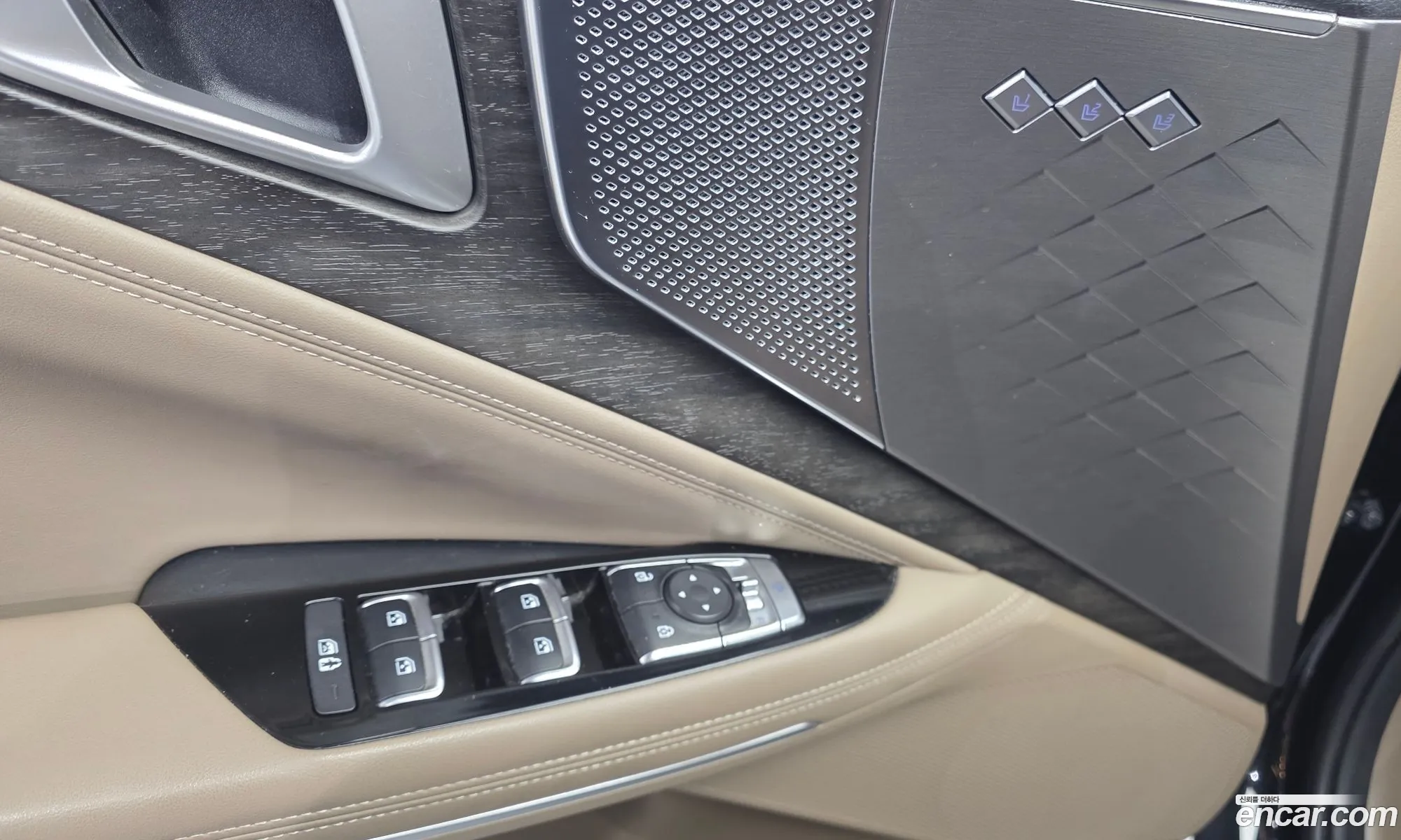 Kia K8 2021 — 21