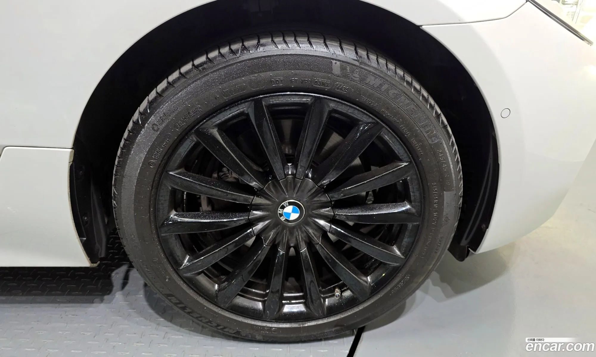 BMW 6 Series GT 2019 — 28