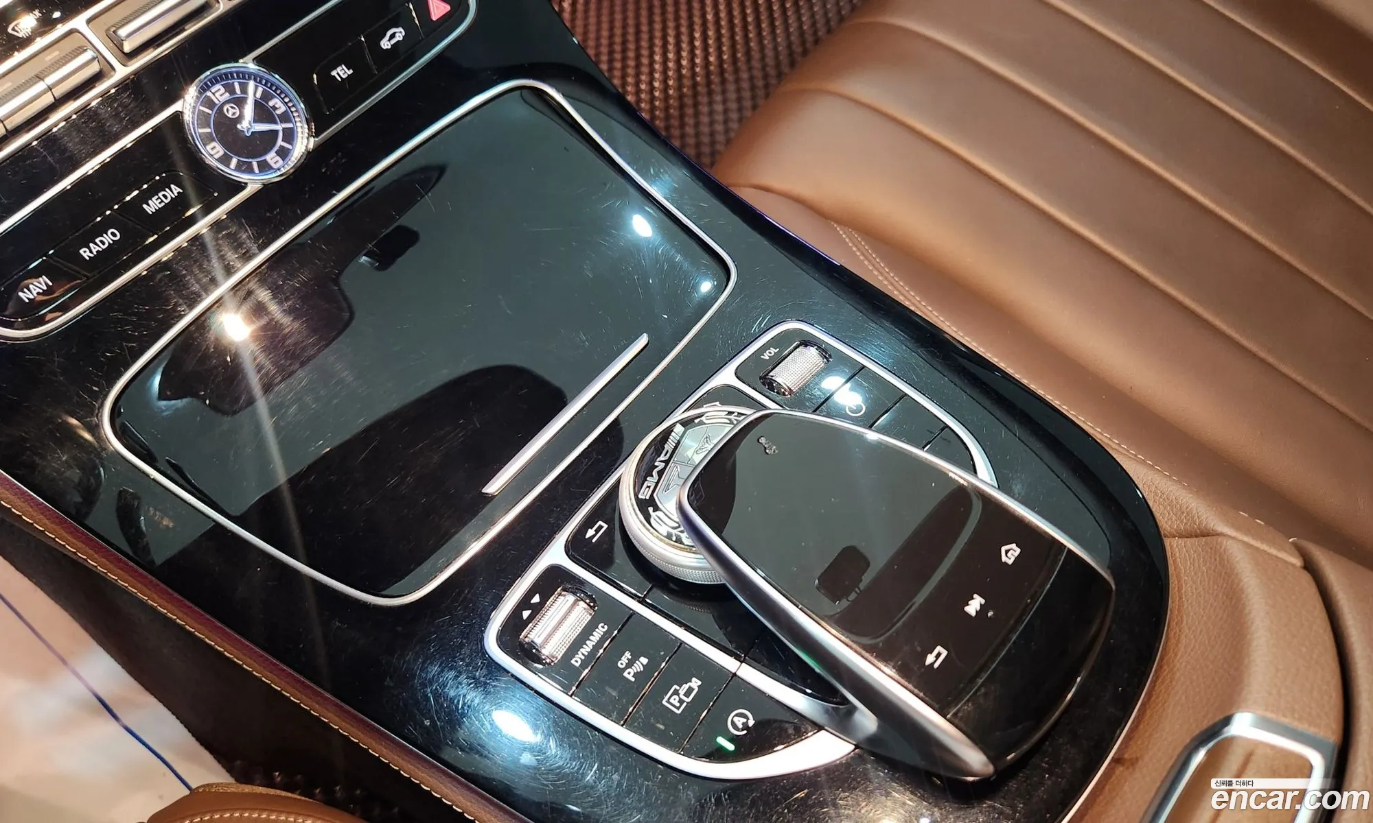 Mercedes-Benz E-Class W213 2019 — 12