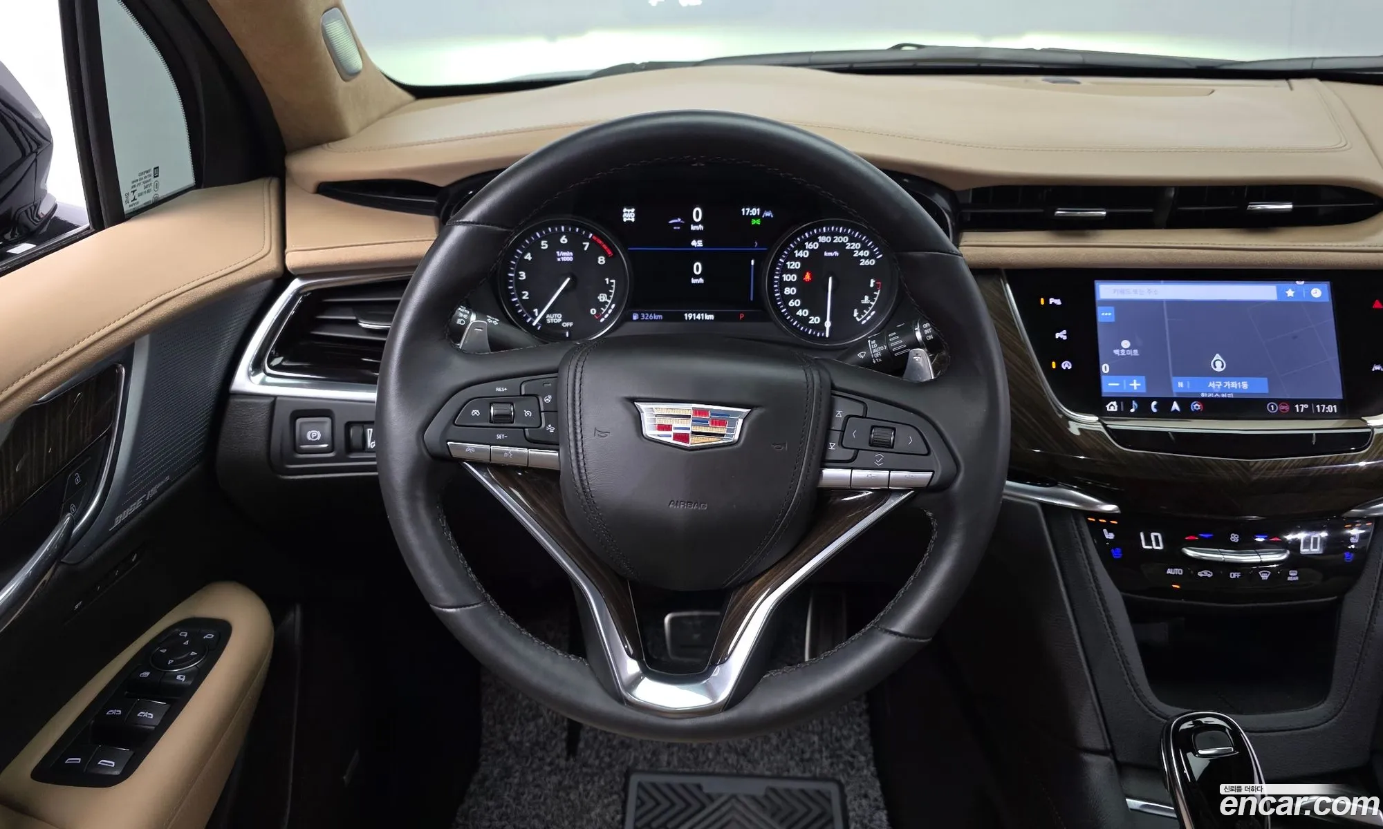 Cadillac XT6