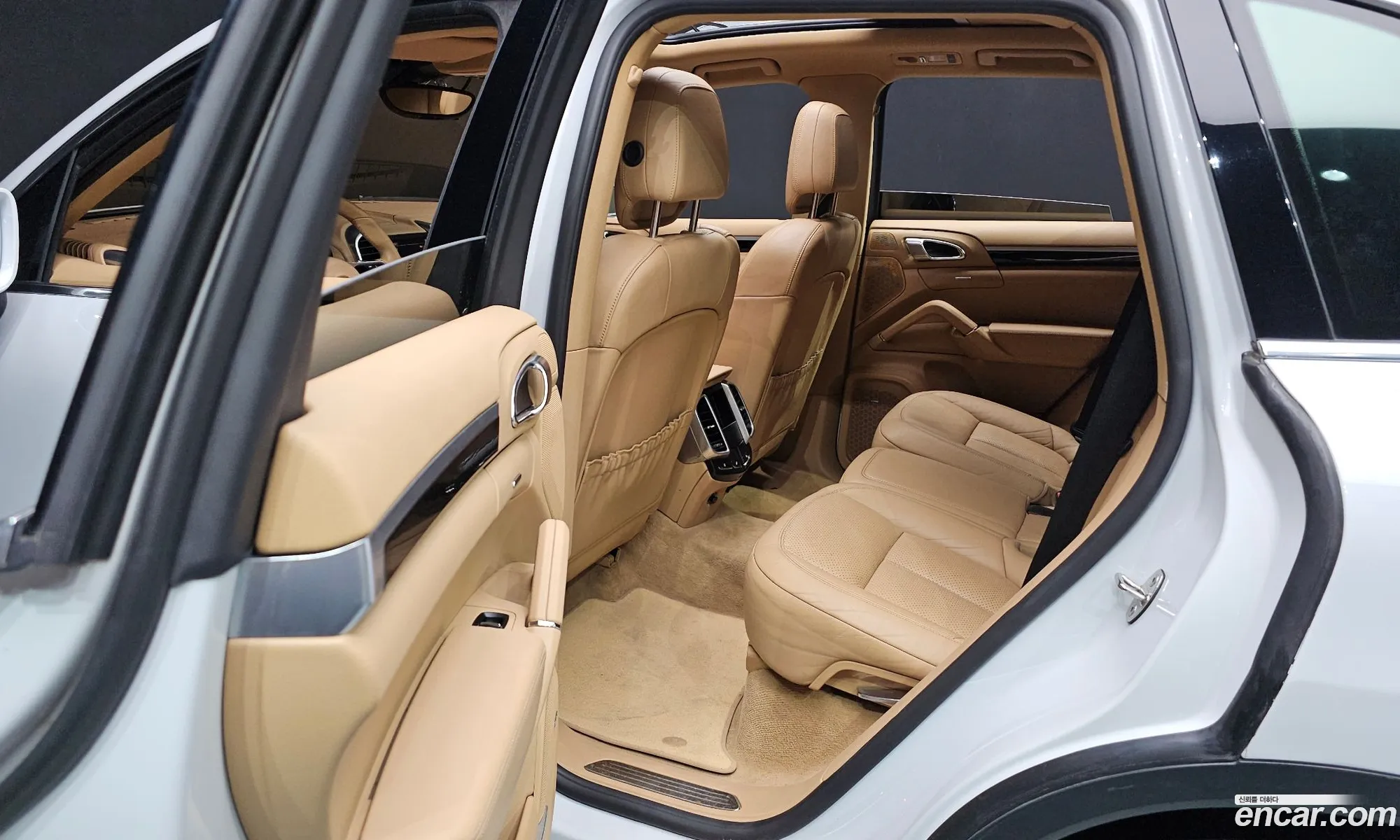 Porsche Cayenne 2016 WP1AF2921GLA43966 — 11