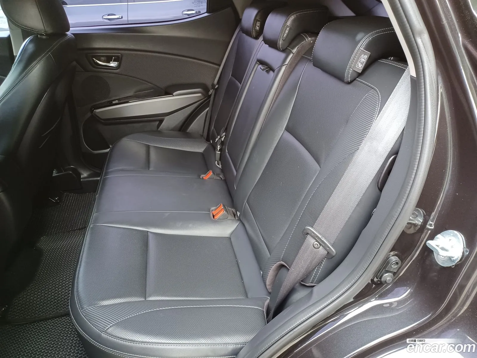 KG Mobility (SsangYong) Tivoli 2017 — 12