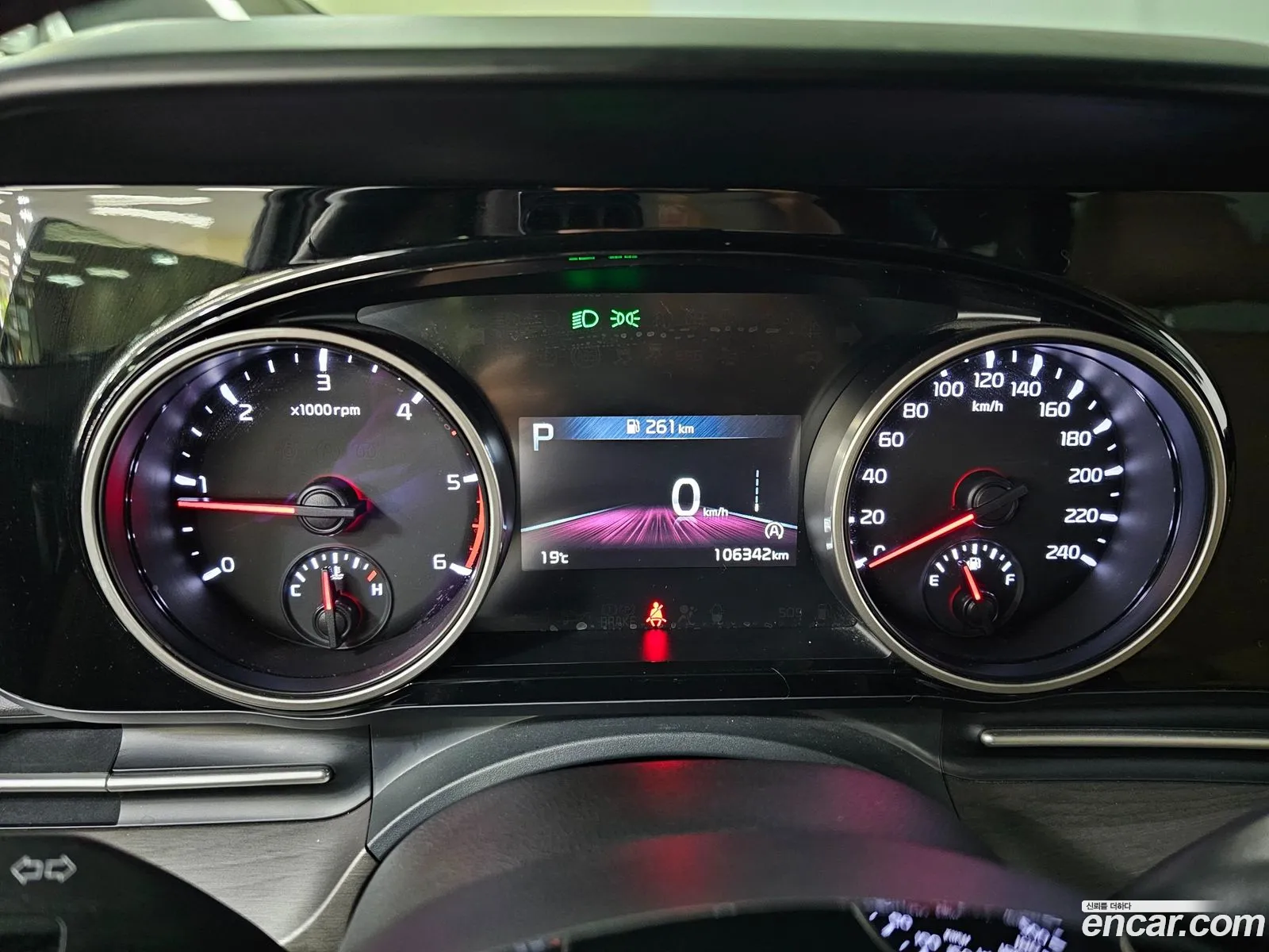 Kia Carnival 2022 — 3