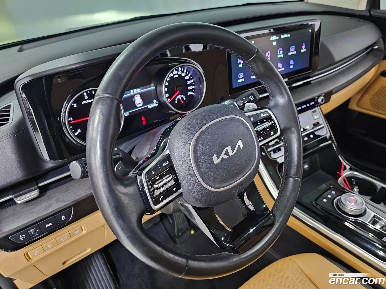 Kia Carnival 2022 — 9
