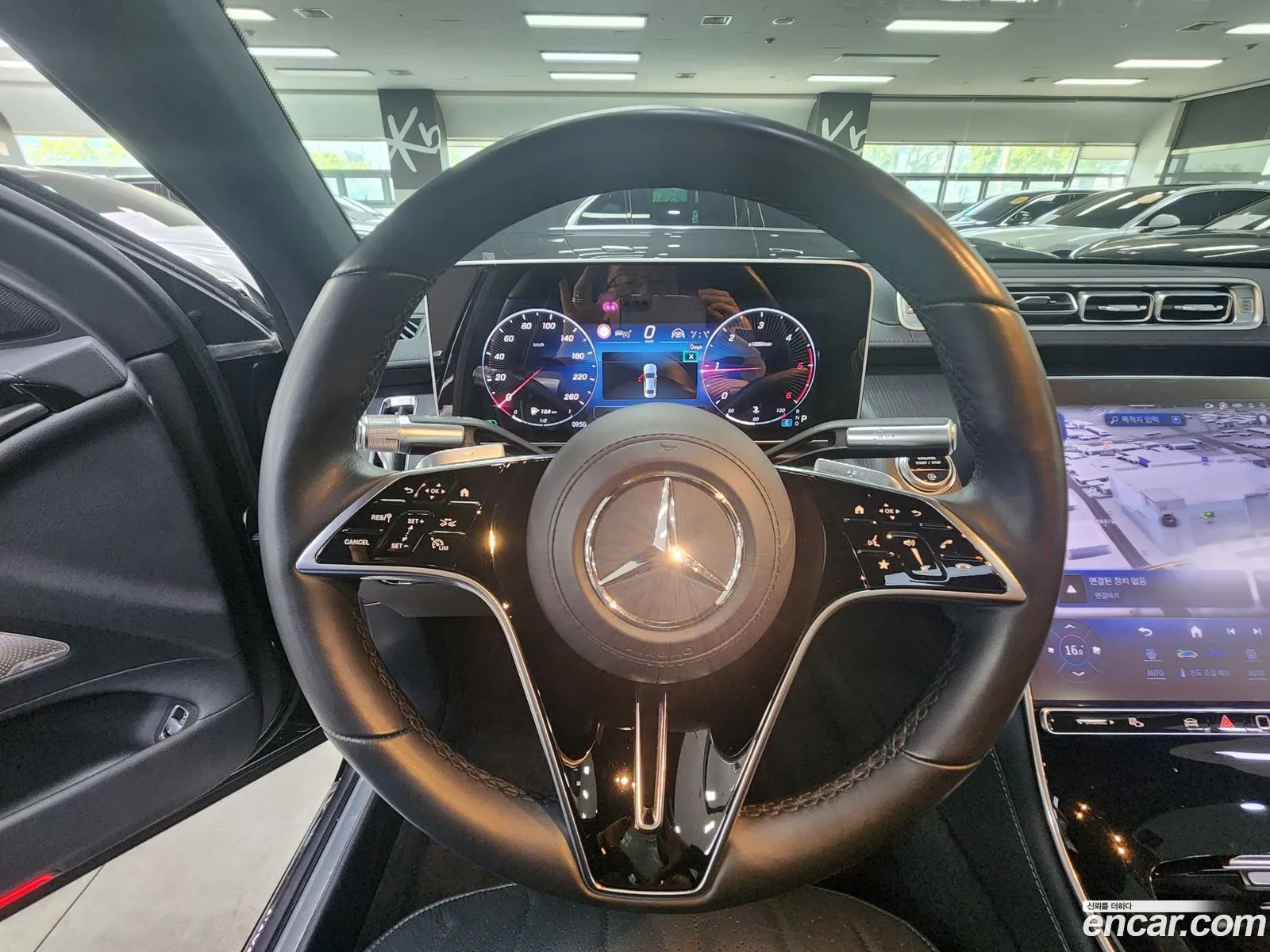 Mercedes-Benz S-Class W223 2023 — 17