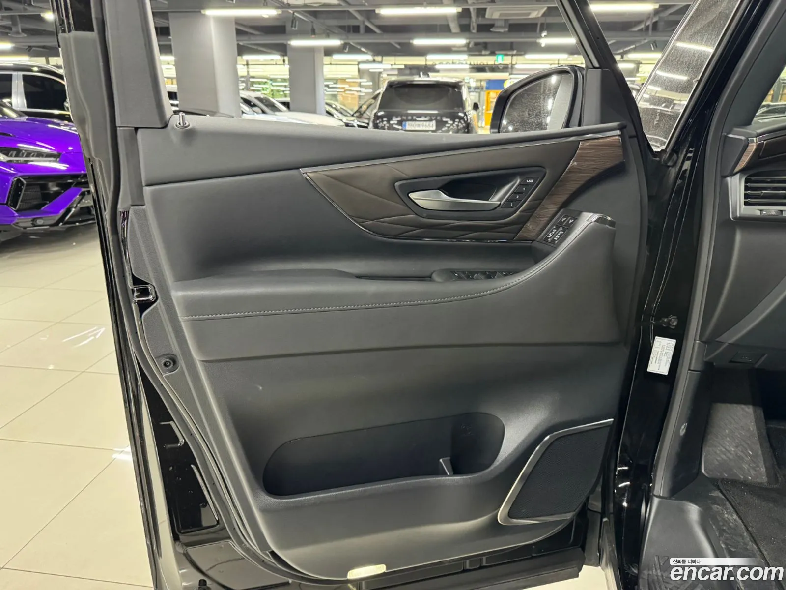 Toyota Alphard 2024 — 5