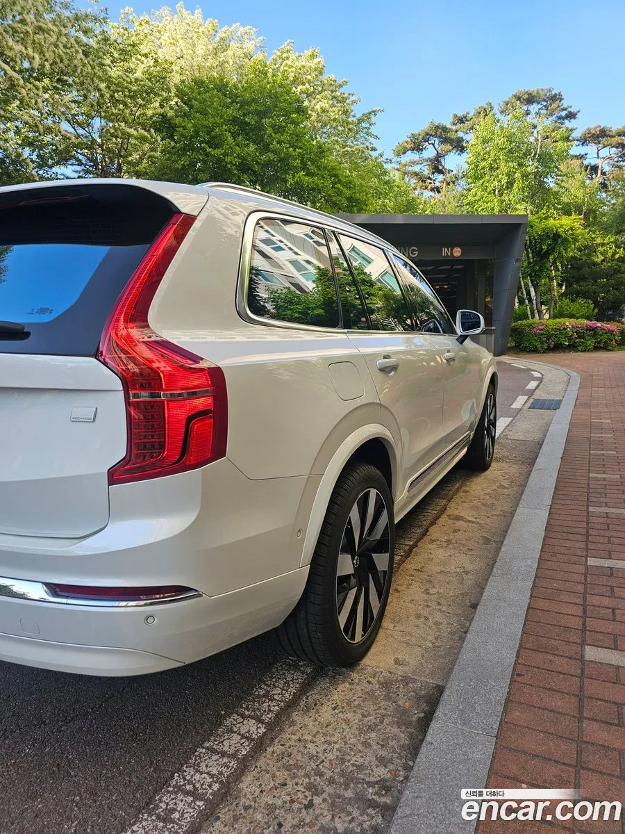 Volvo XC90 2024 — 11