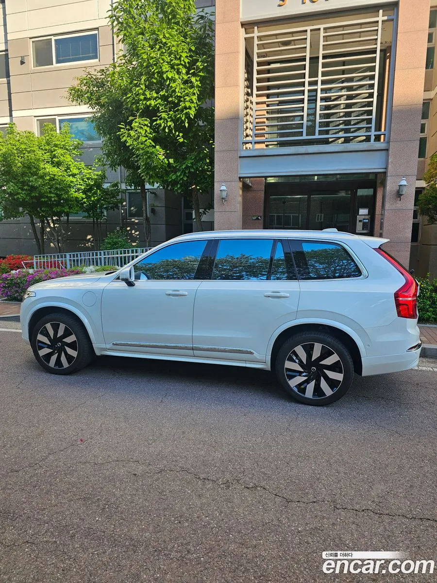 Volvo XC90 2024 — 18