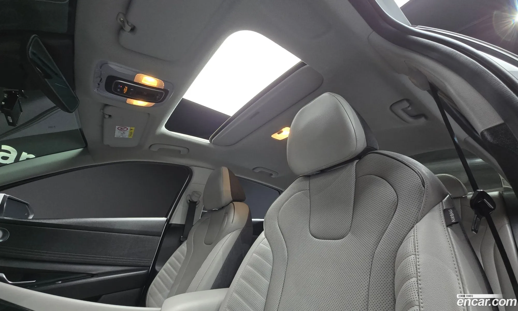 Hyundai Elantra 2021 — 11