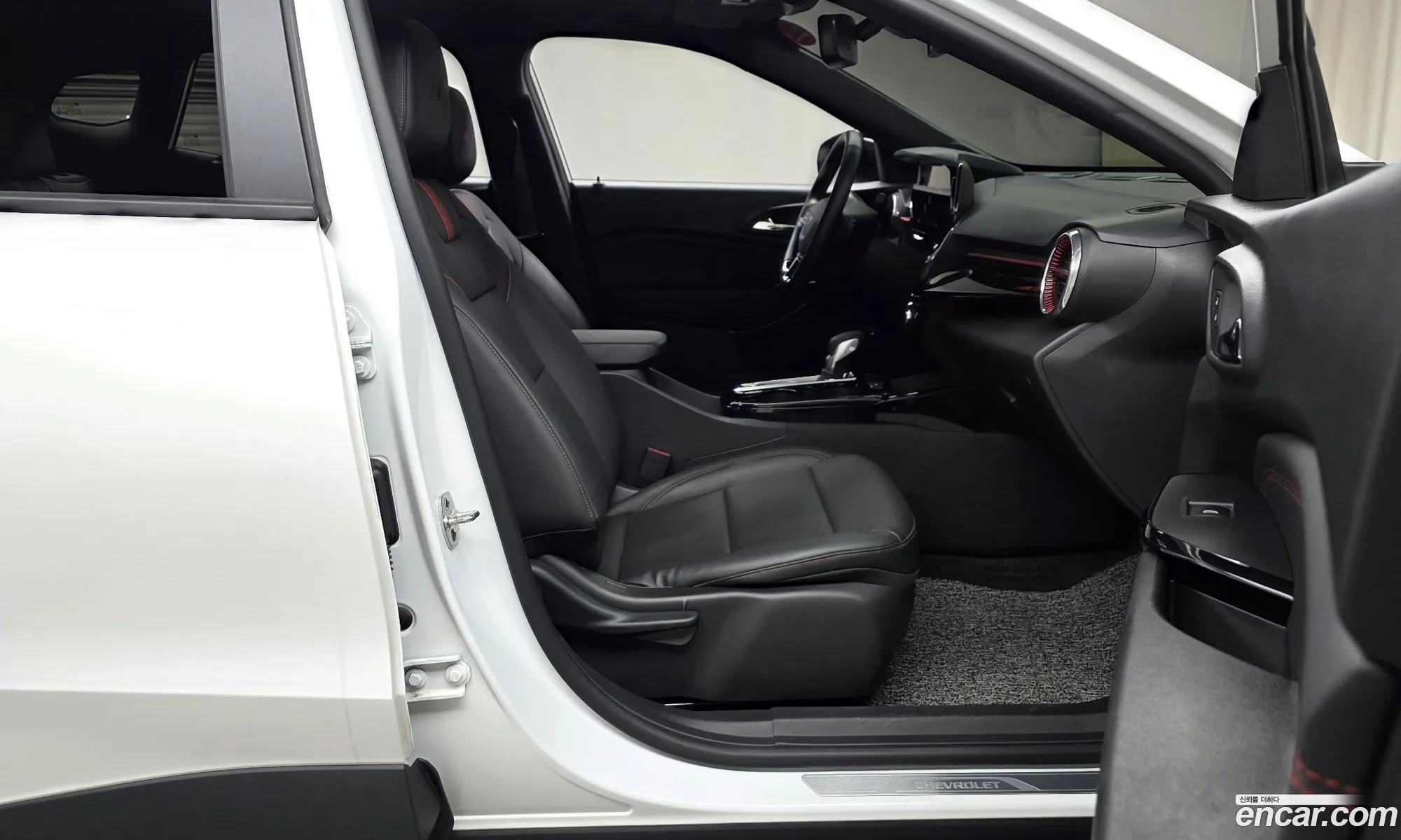 Chevrolet (GM Daewoo) Trax Crossover 2023 — 28