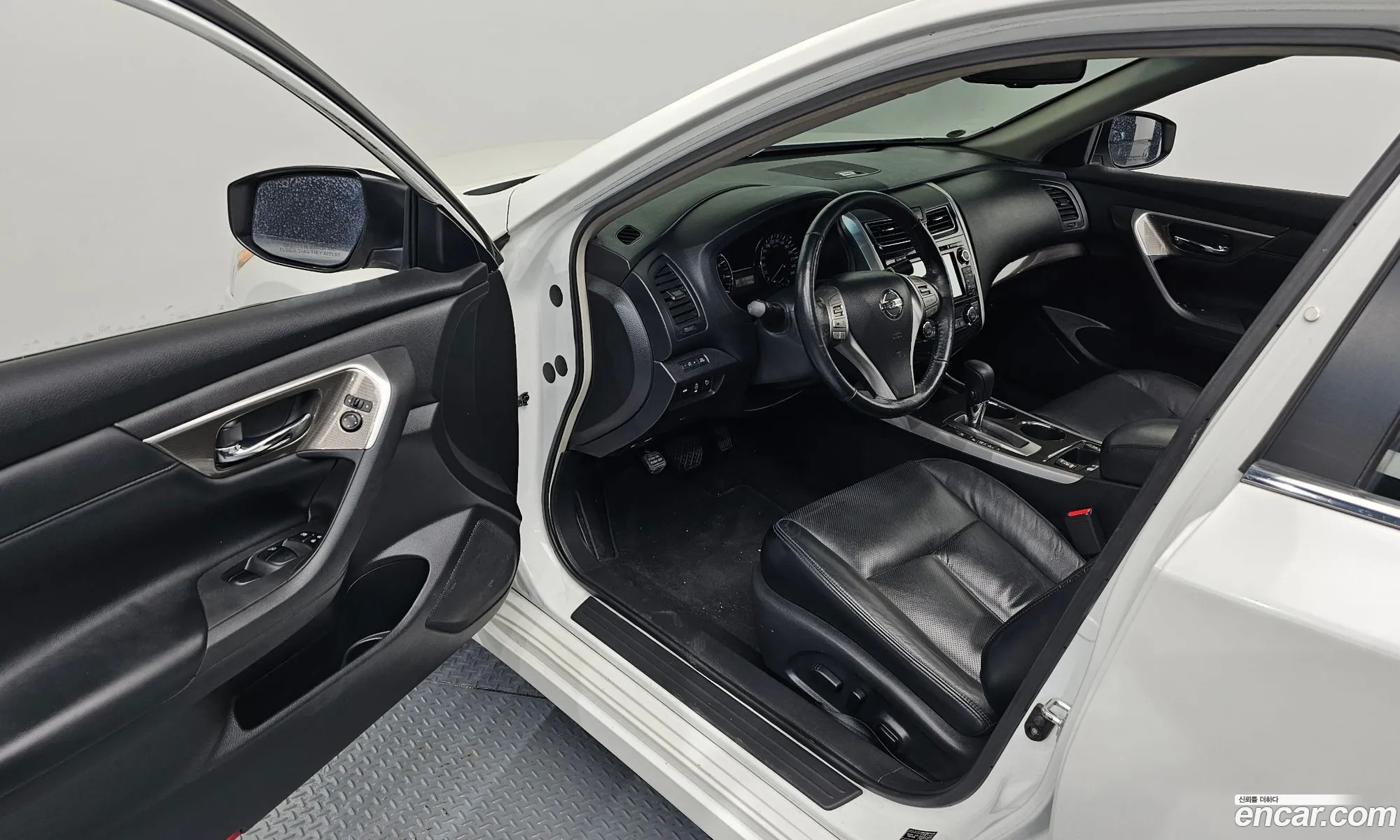 Nissan Altima 2013 — 16