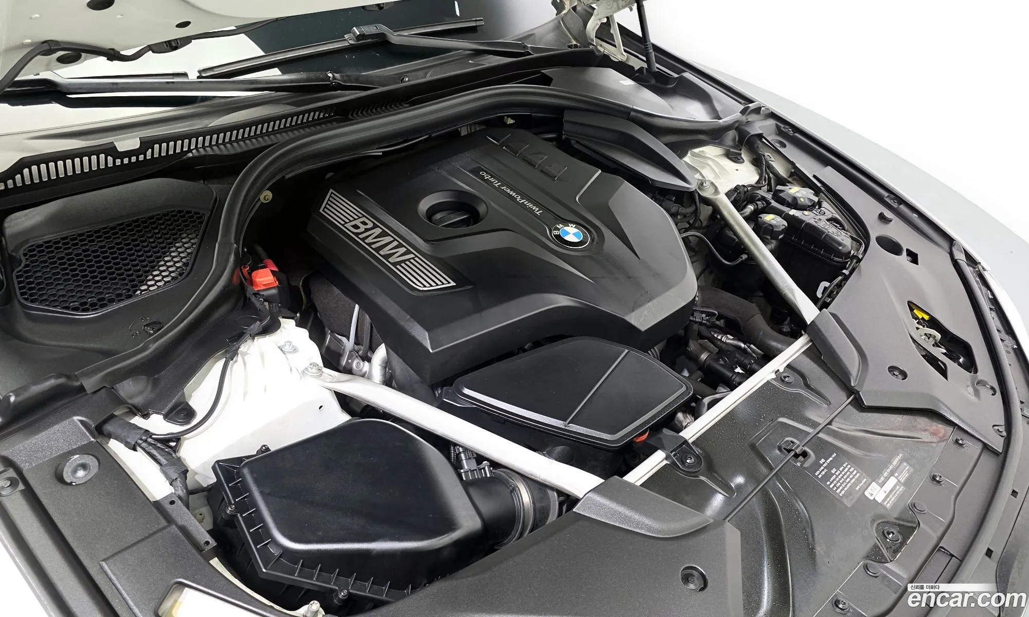 BMW 5 Series 2018 WBAJD3105JWC99427 — 23