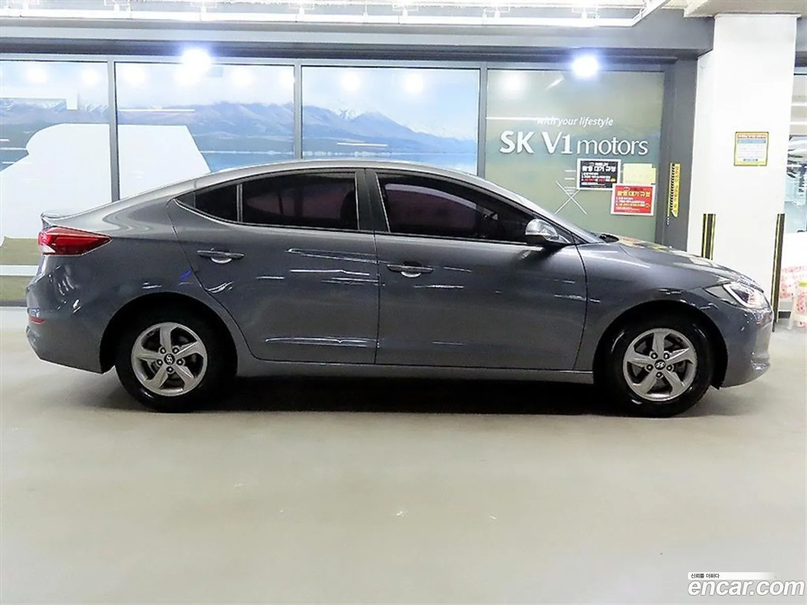 Hyundai Elantra AD 2017 KMHD641U — 3