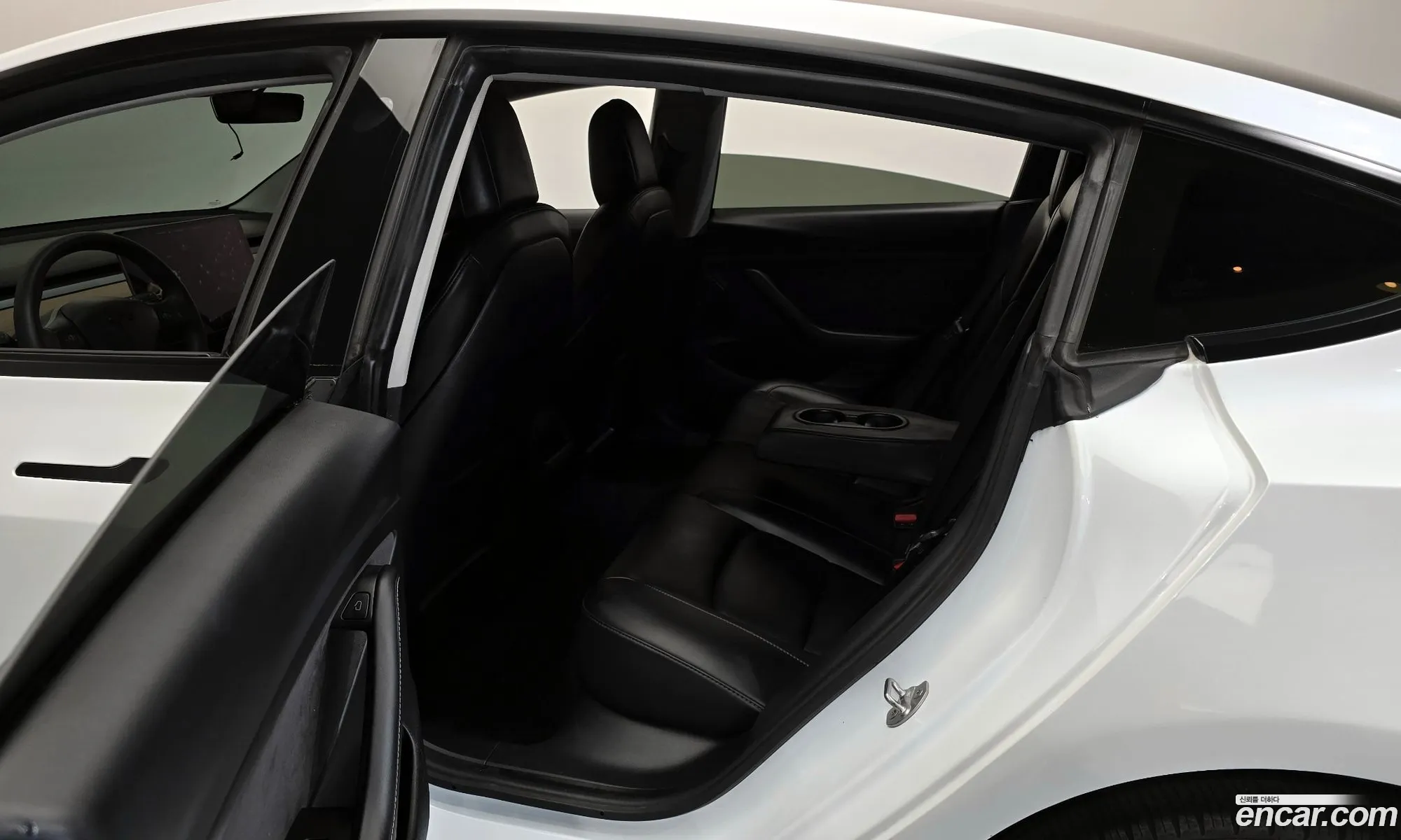 Tesla Model 3 2021 5YJ3E1EB4MF011363 — 3