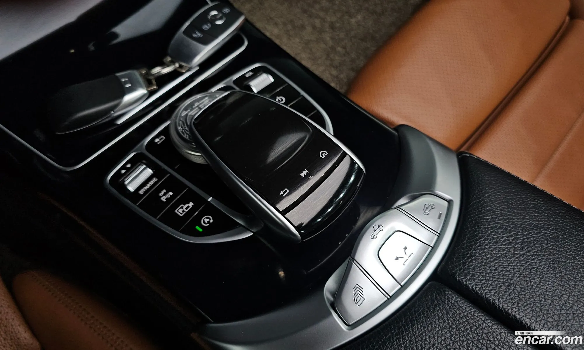 Mercedes-Benz C-Class W205 2019 — 26