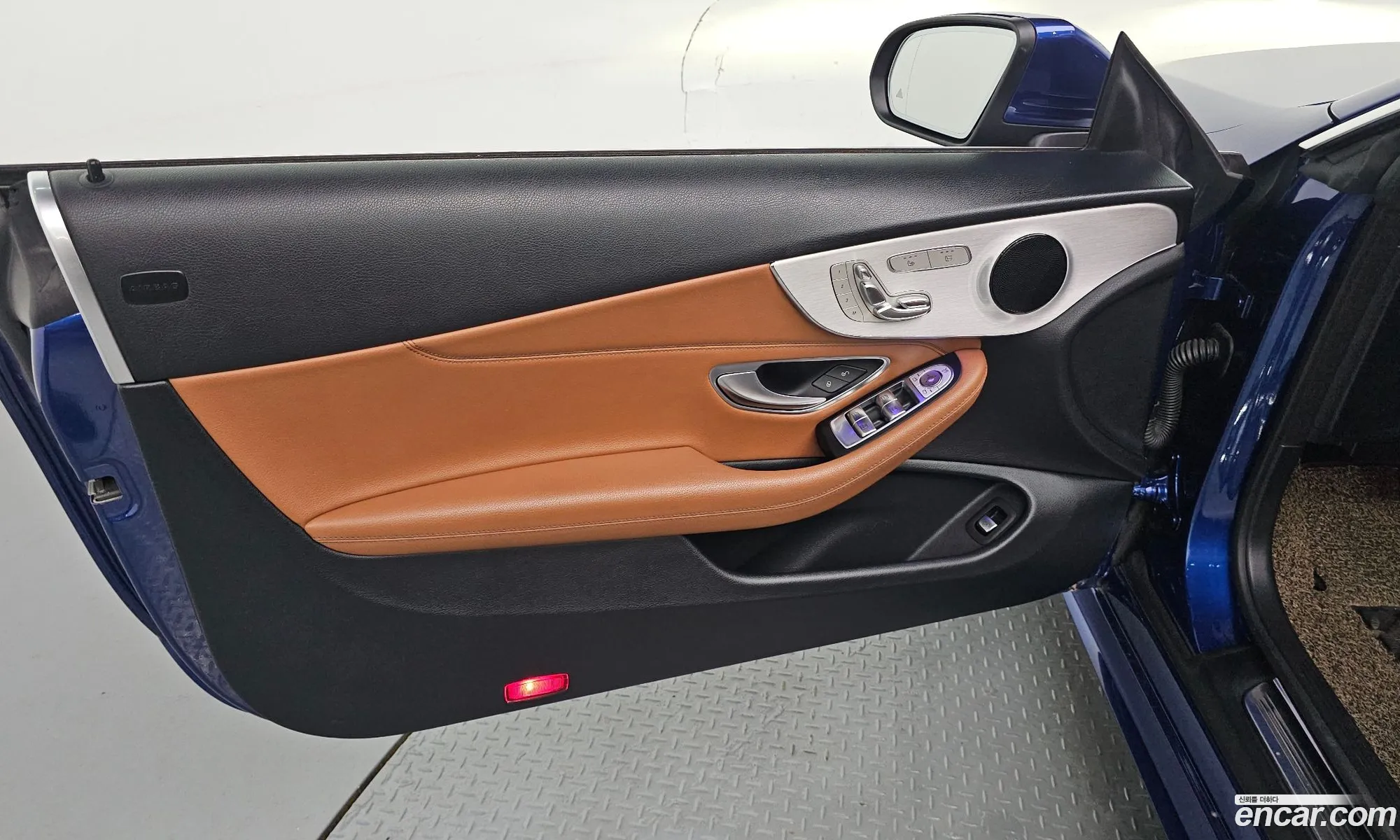Mercedes-Benz C-Class W205 2019 — 24