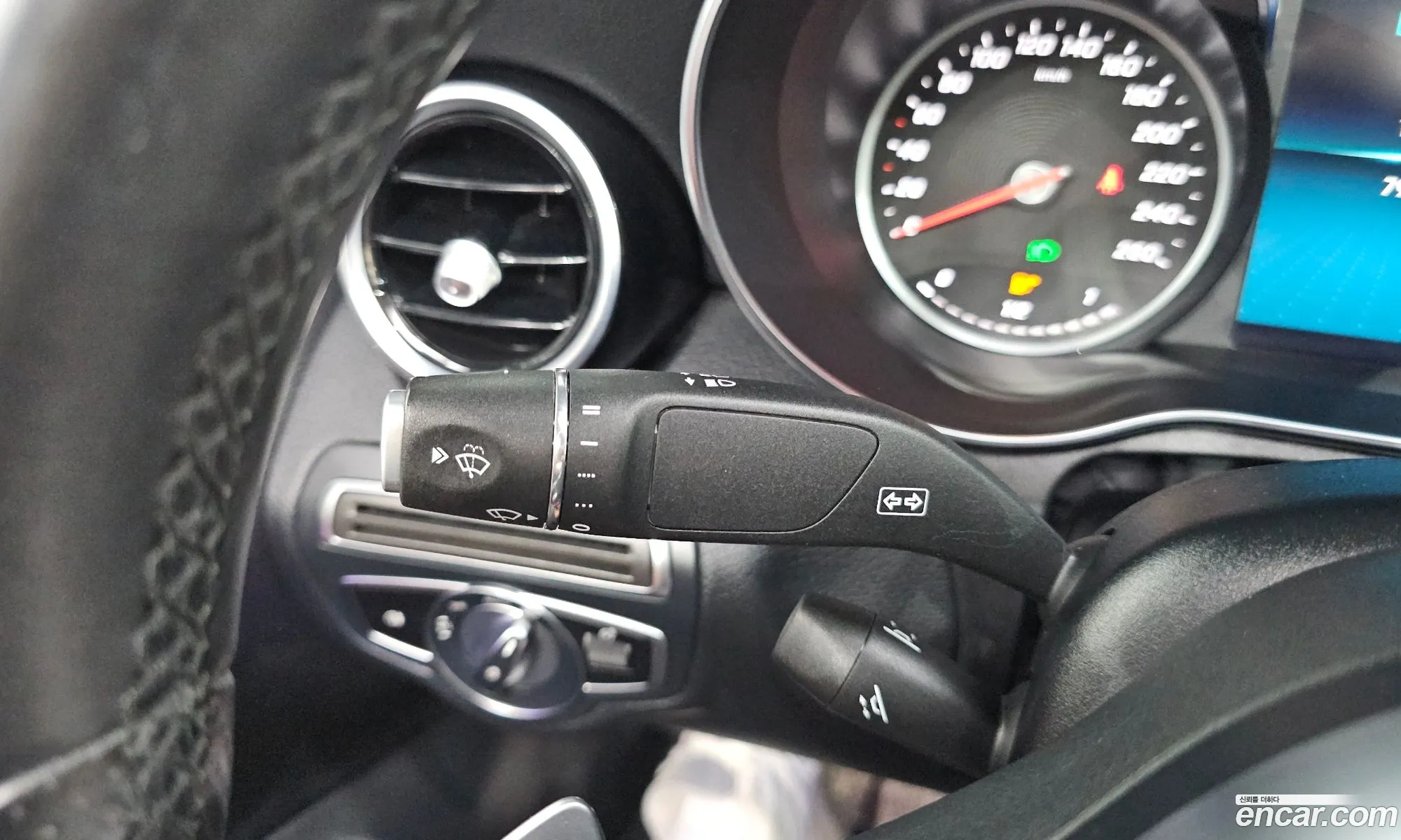 Mercedes-Benz C-Class W205 2019 — 27