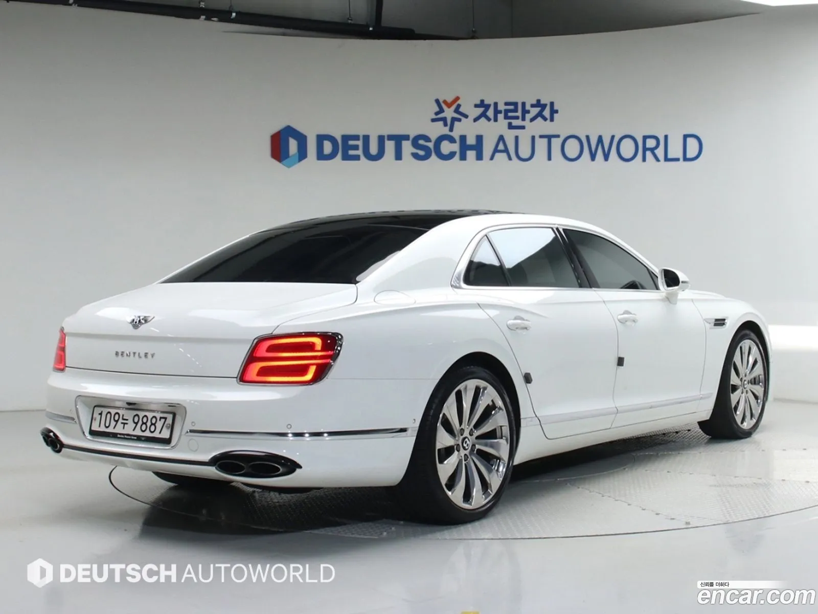 Bentley Flying Spur 2021 — 10