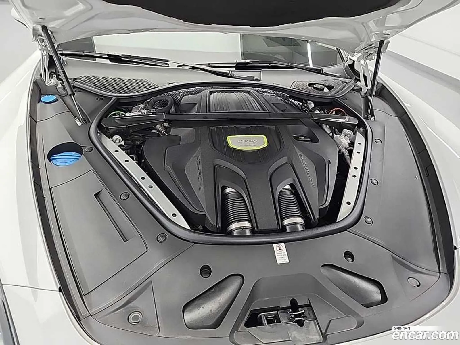 Porsche Panamera 2021 — 3