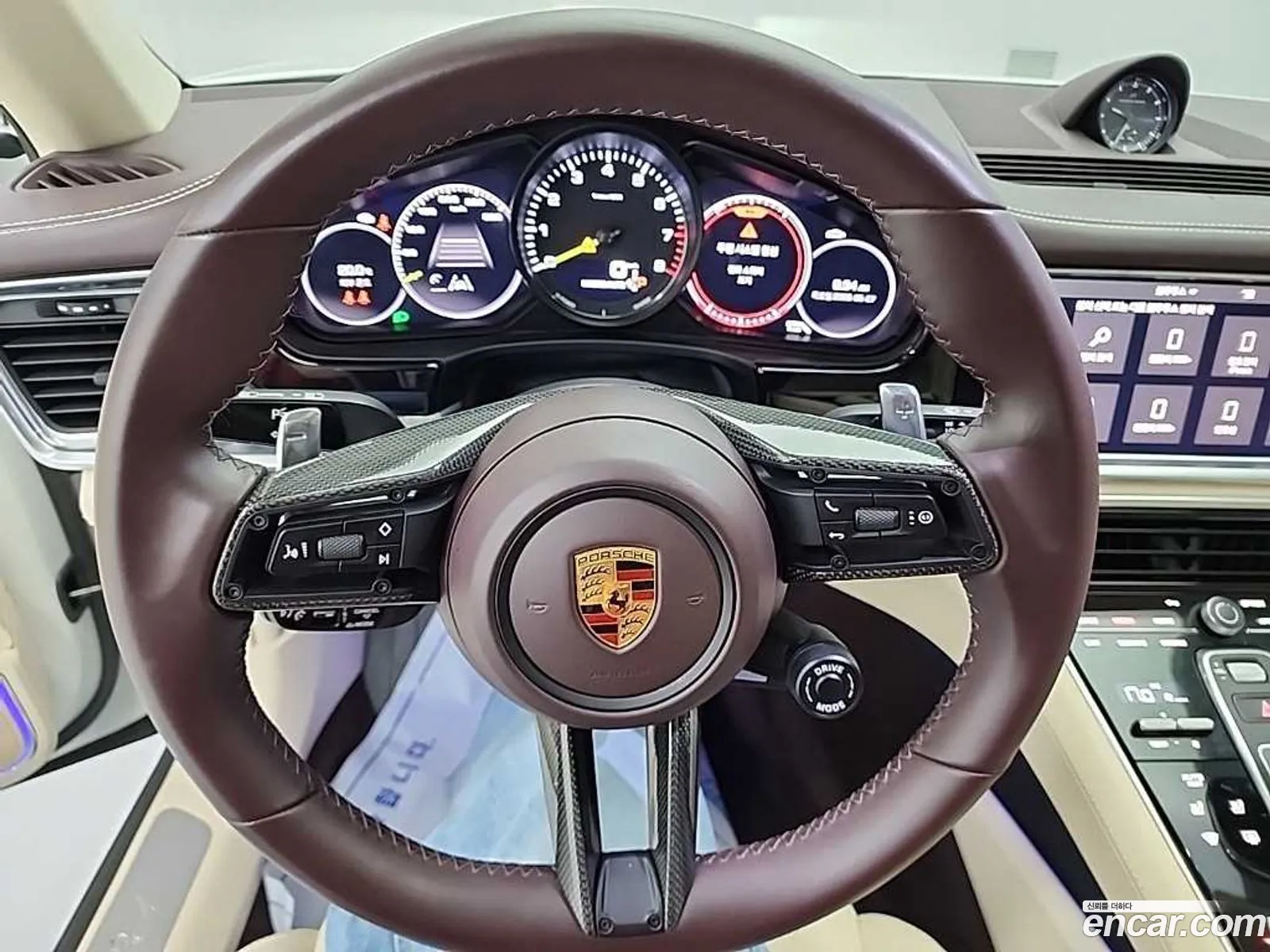 Porsche Panamera 2021 — 14