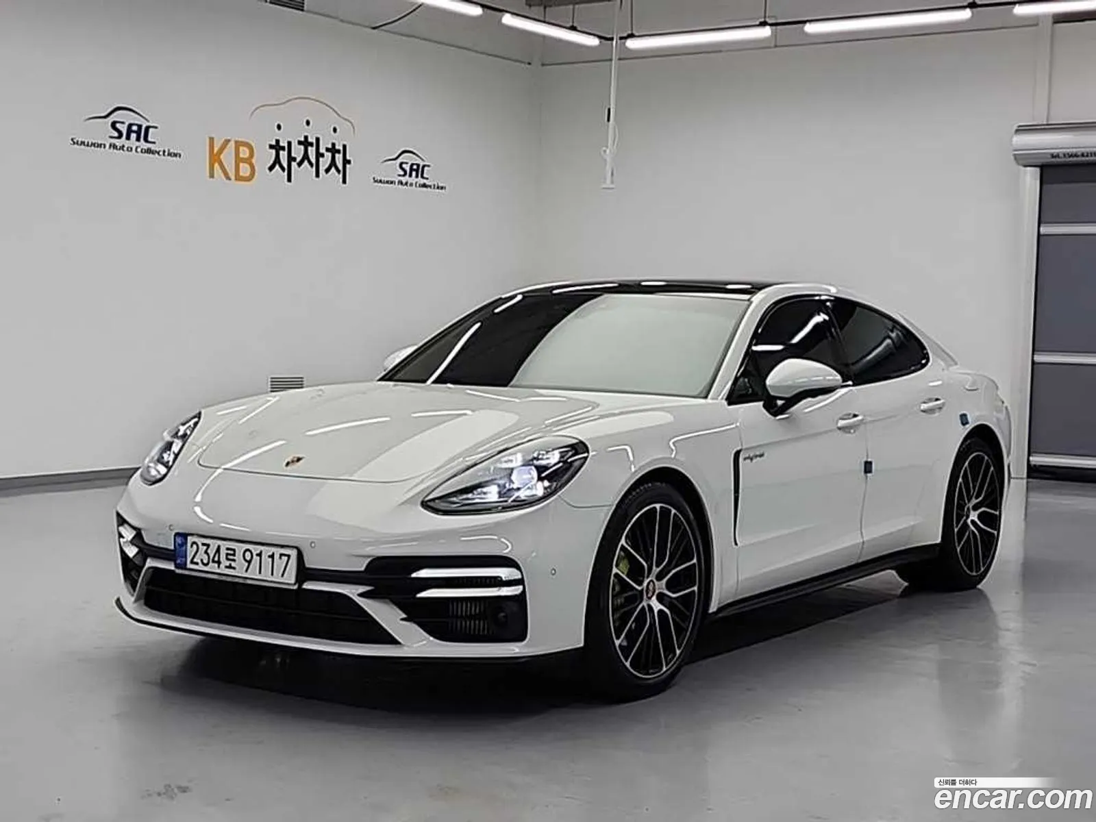 Porsche Panamera 2021 — 18