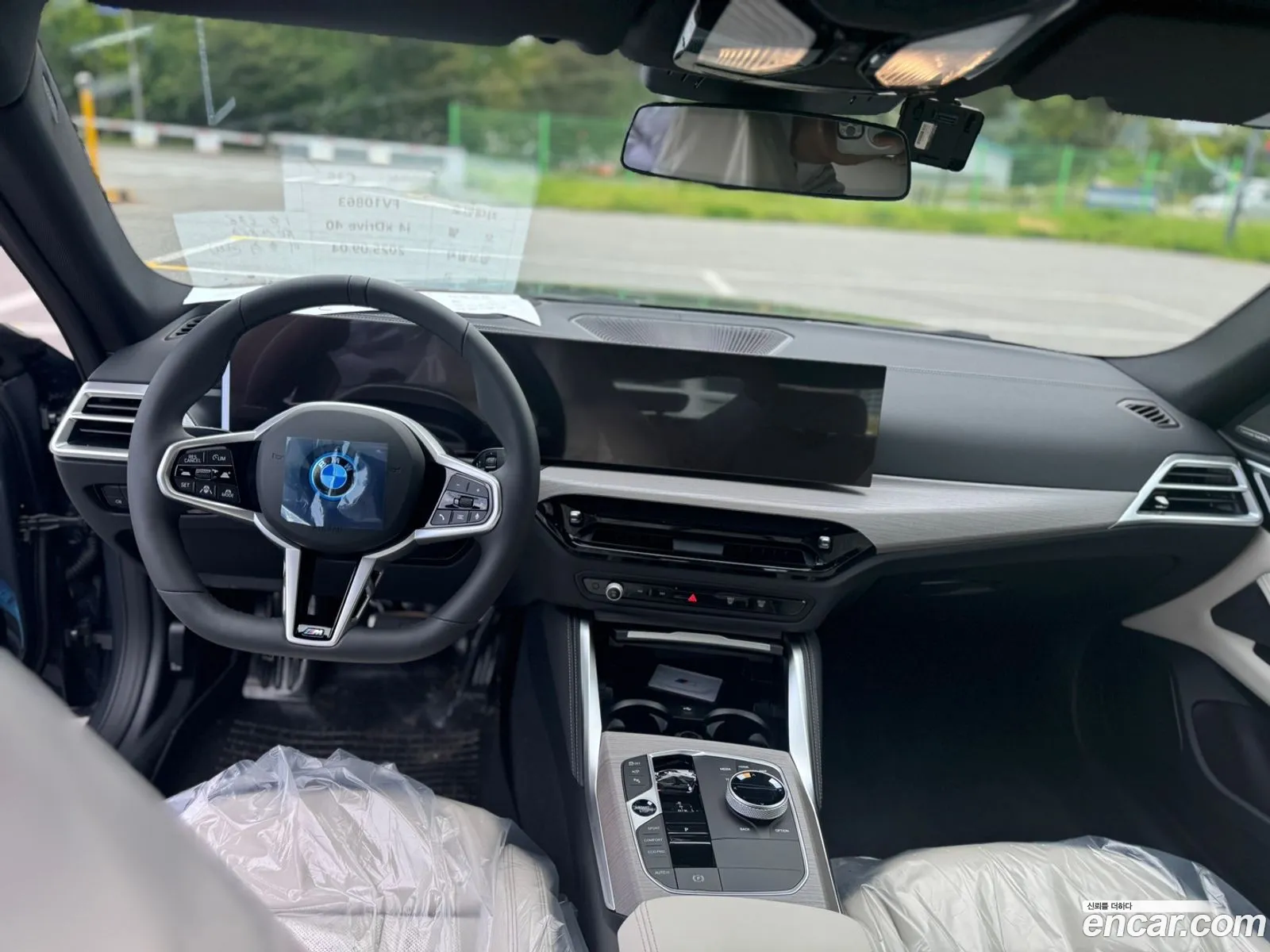 BMW i4 2025 — 2