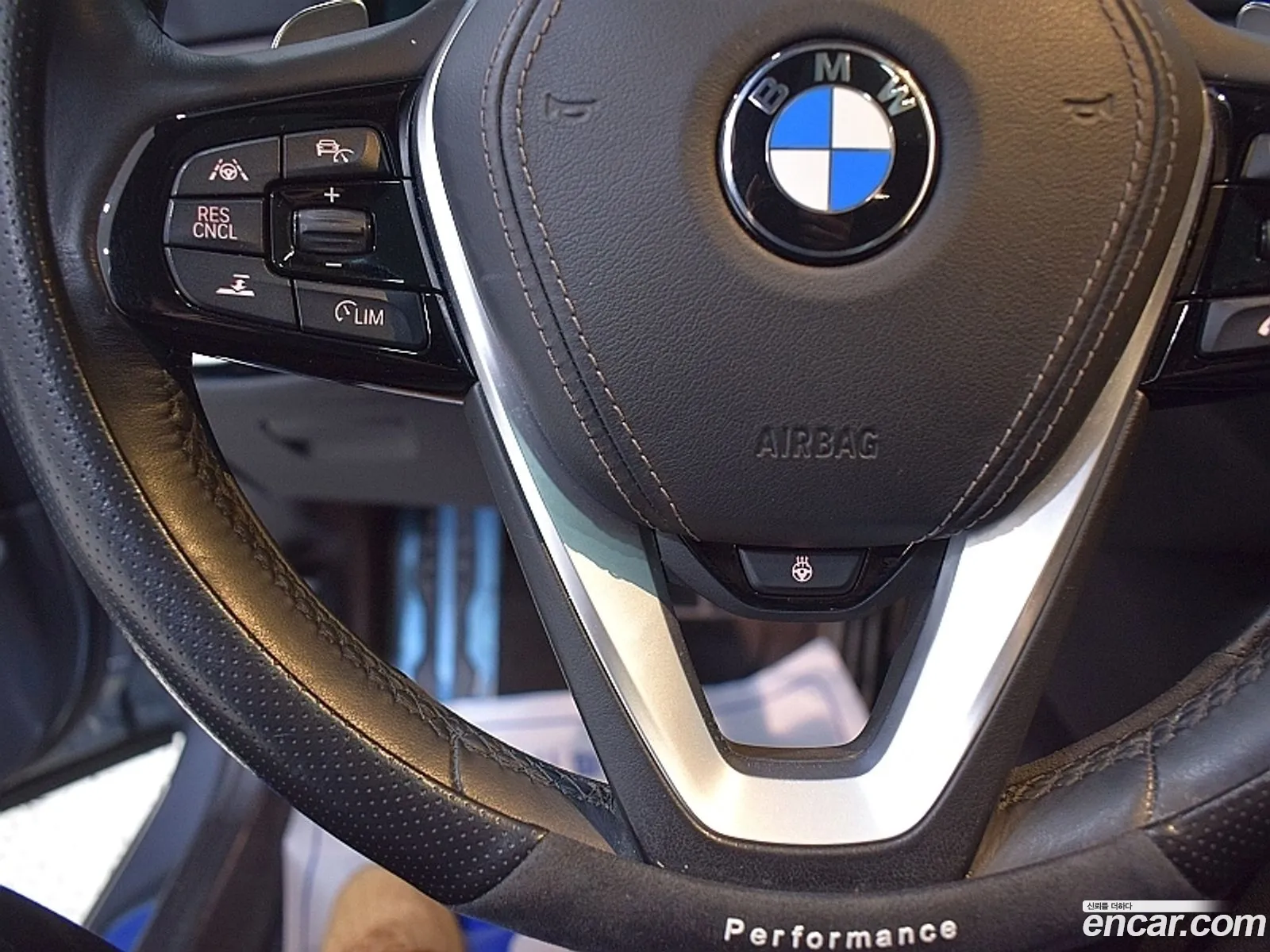 BMW 5 Series 2017 — 8