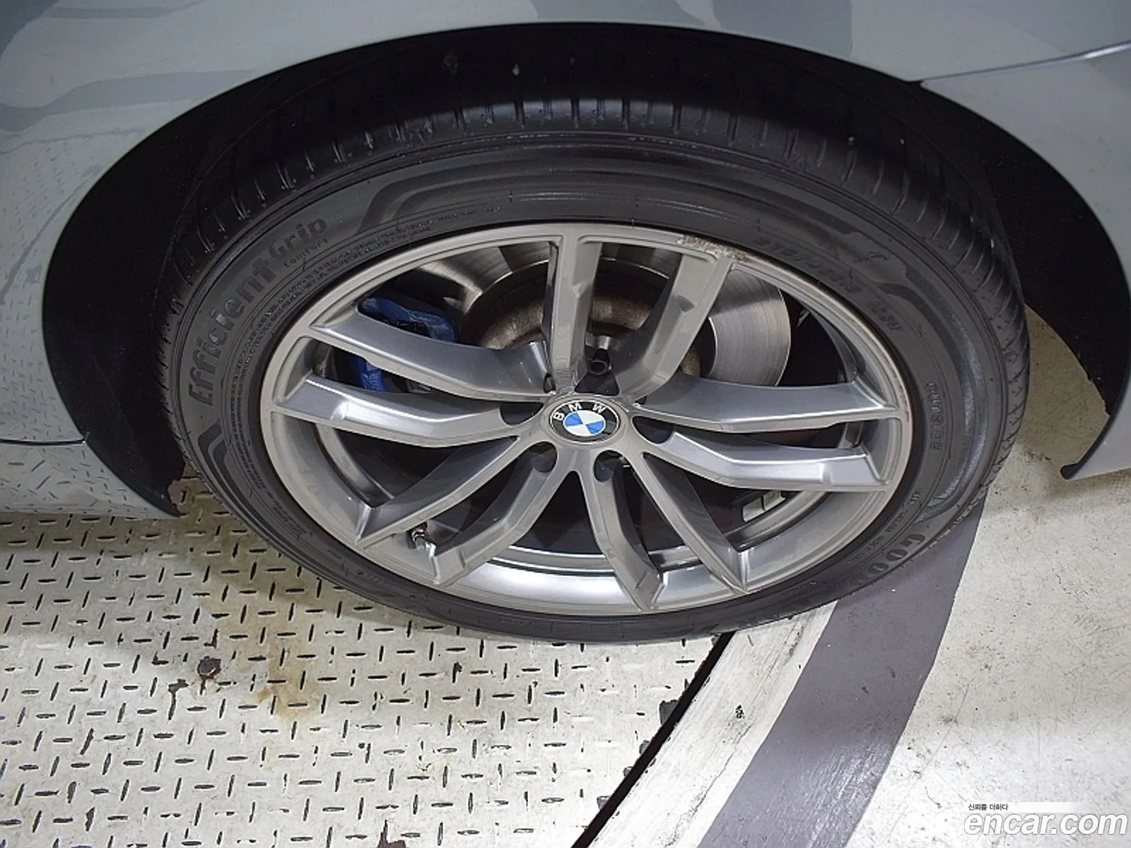 BMW 5 Series 2017 — 17
