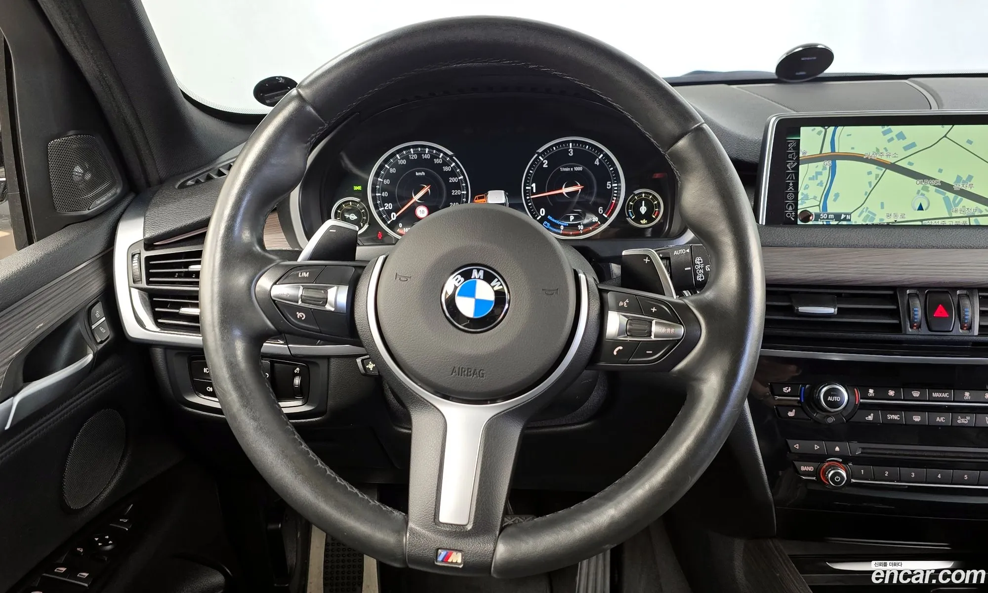 BMW X5 2016 WBAKS6102G0N63210 — 8